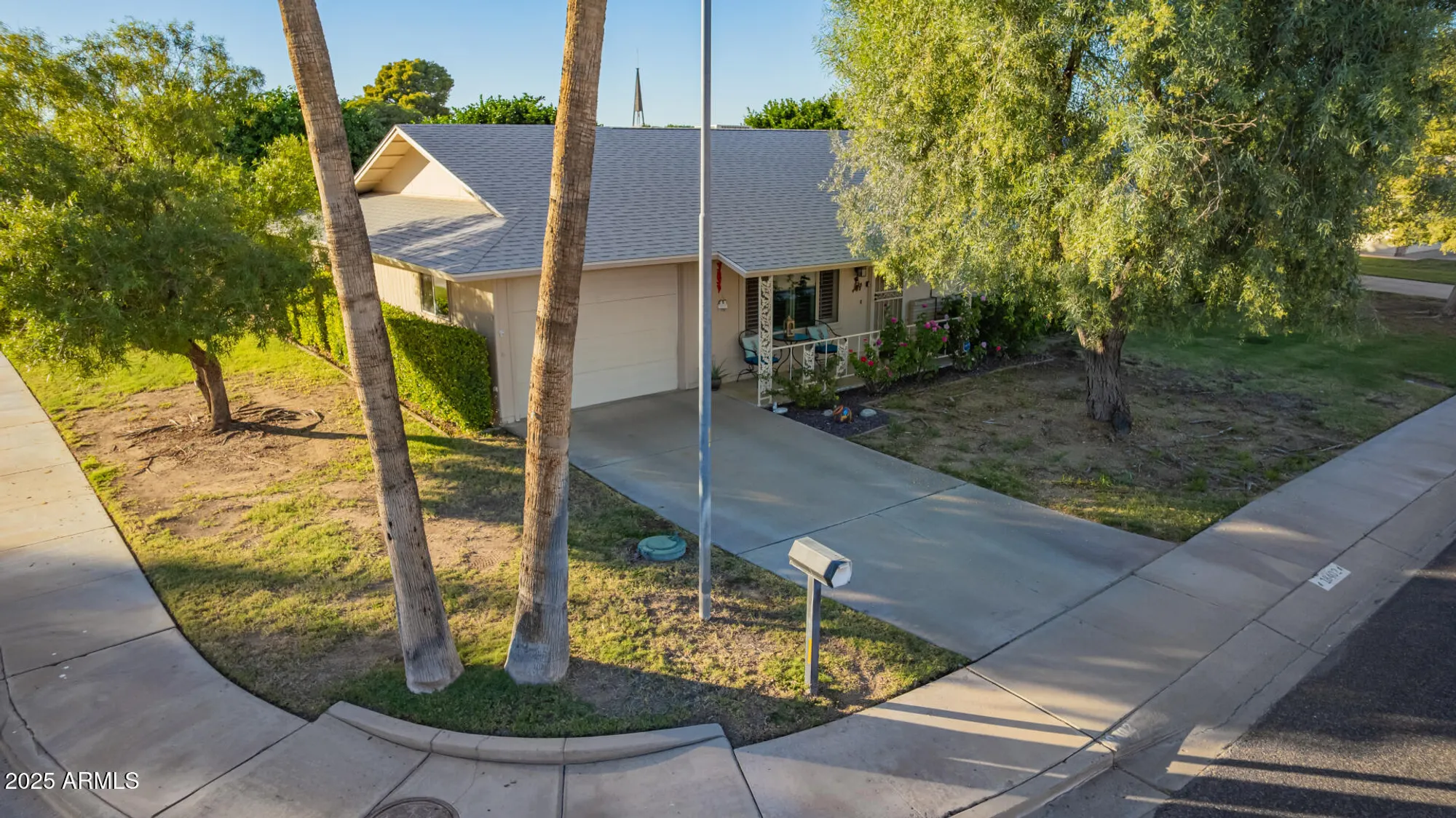 Property Slideshow image 4 of 56 | 18402 n conestoga dr, Sun City, AZ, 85373