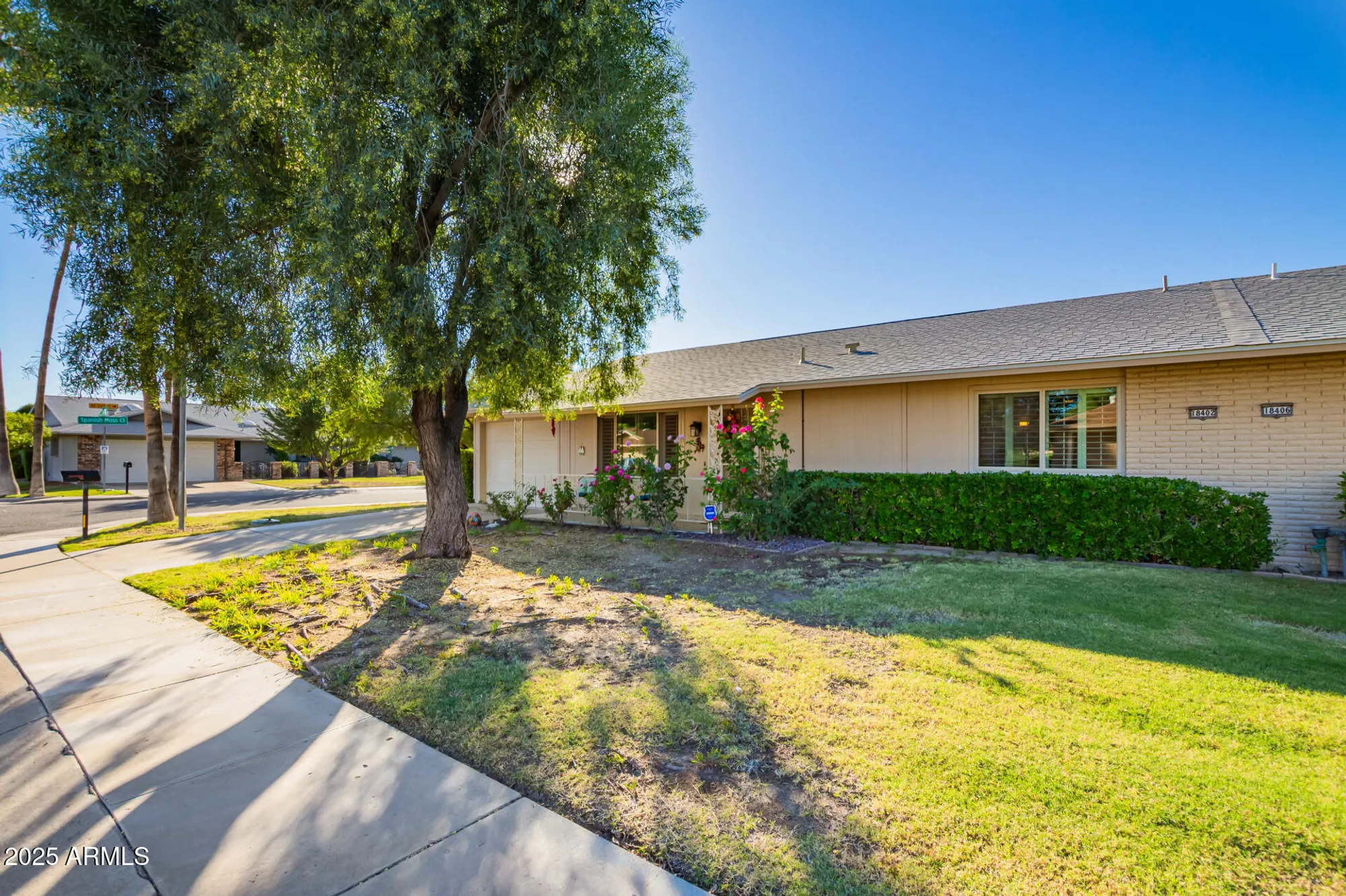 Property Slideshow image 10 of 56 | 18402 n conestoga dr, Sun City, AZ, 85373