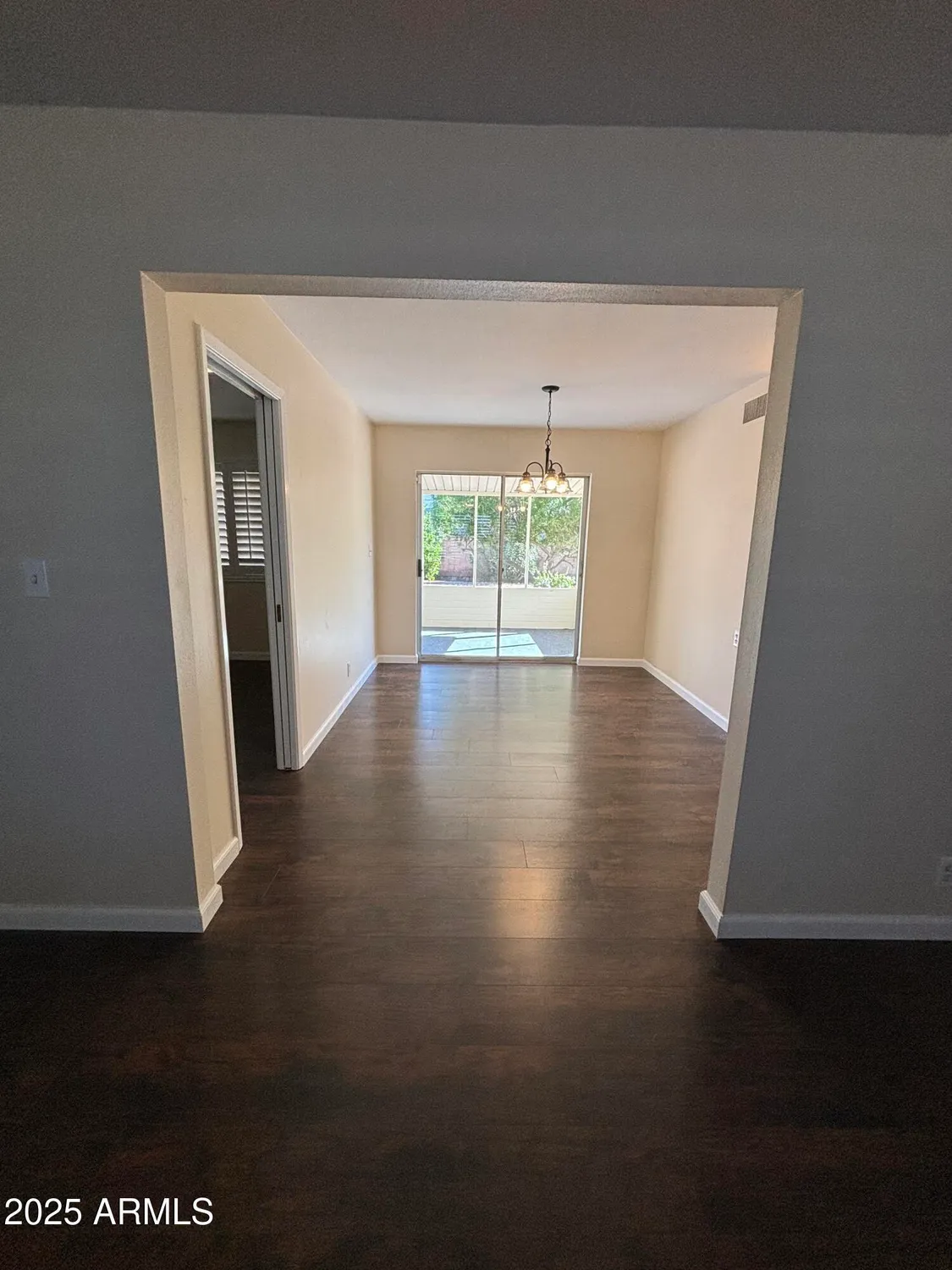 Property Slideshow image 5 of 30 | 619 n 67th pl, Mesa, AZ, 85205