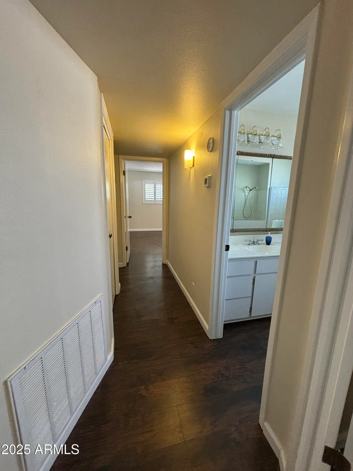 Property Slideshow image 12 of 30 | 619 n 67th pl, Mesa, AZ, 85205