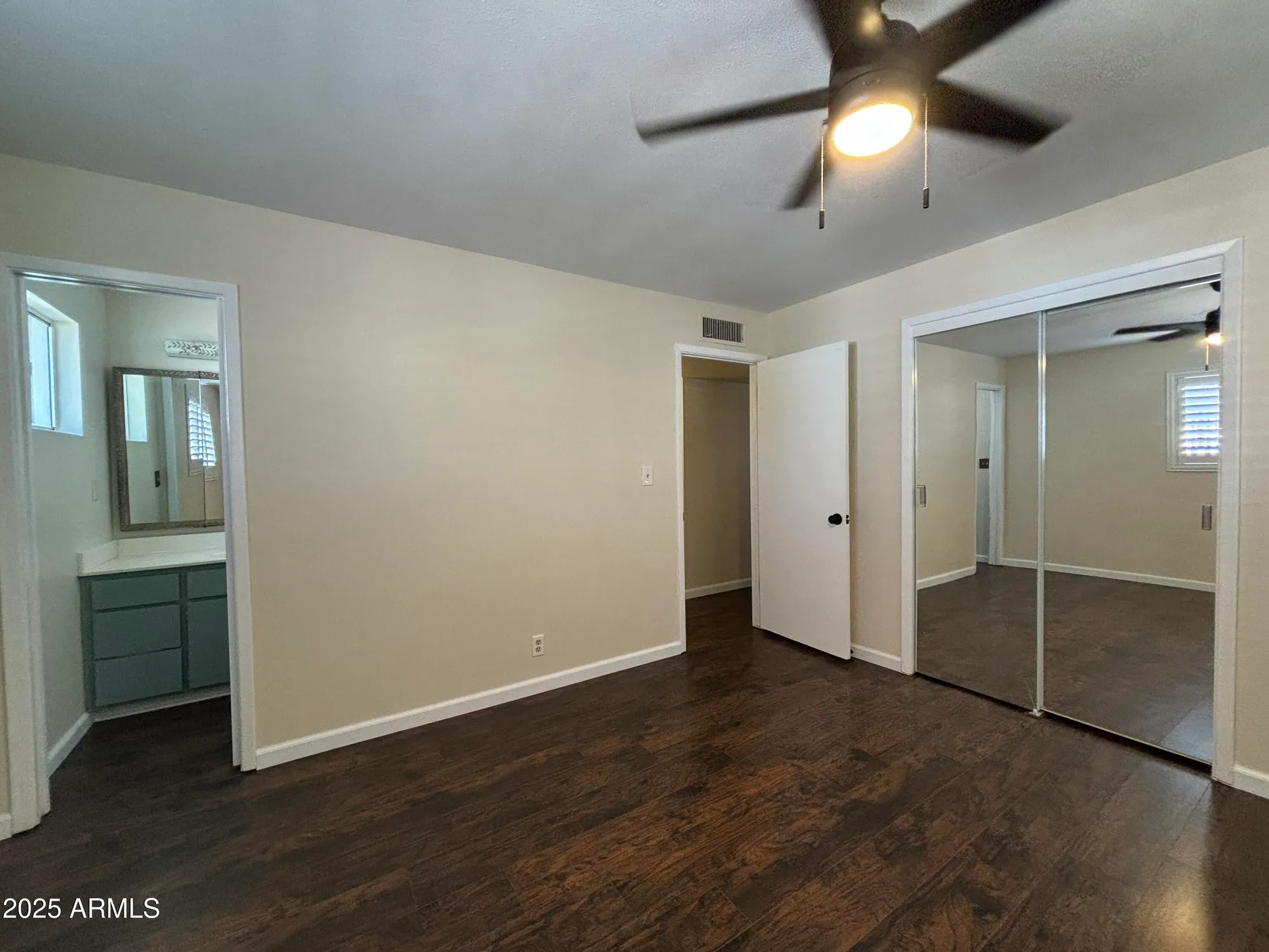 Property Slideshow image 11 of 30 | 619 n 67th pl, Mesa, AZ, 85205