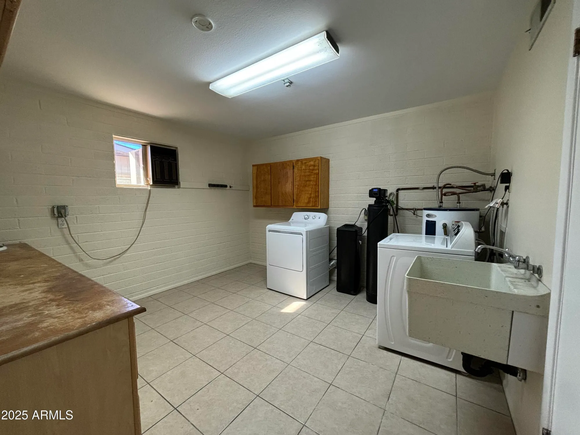 Property Slideshow image 15 of 30 | 619 n 67th pl, Mesa, AZ, 85205