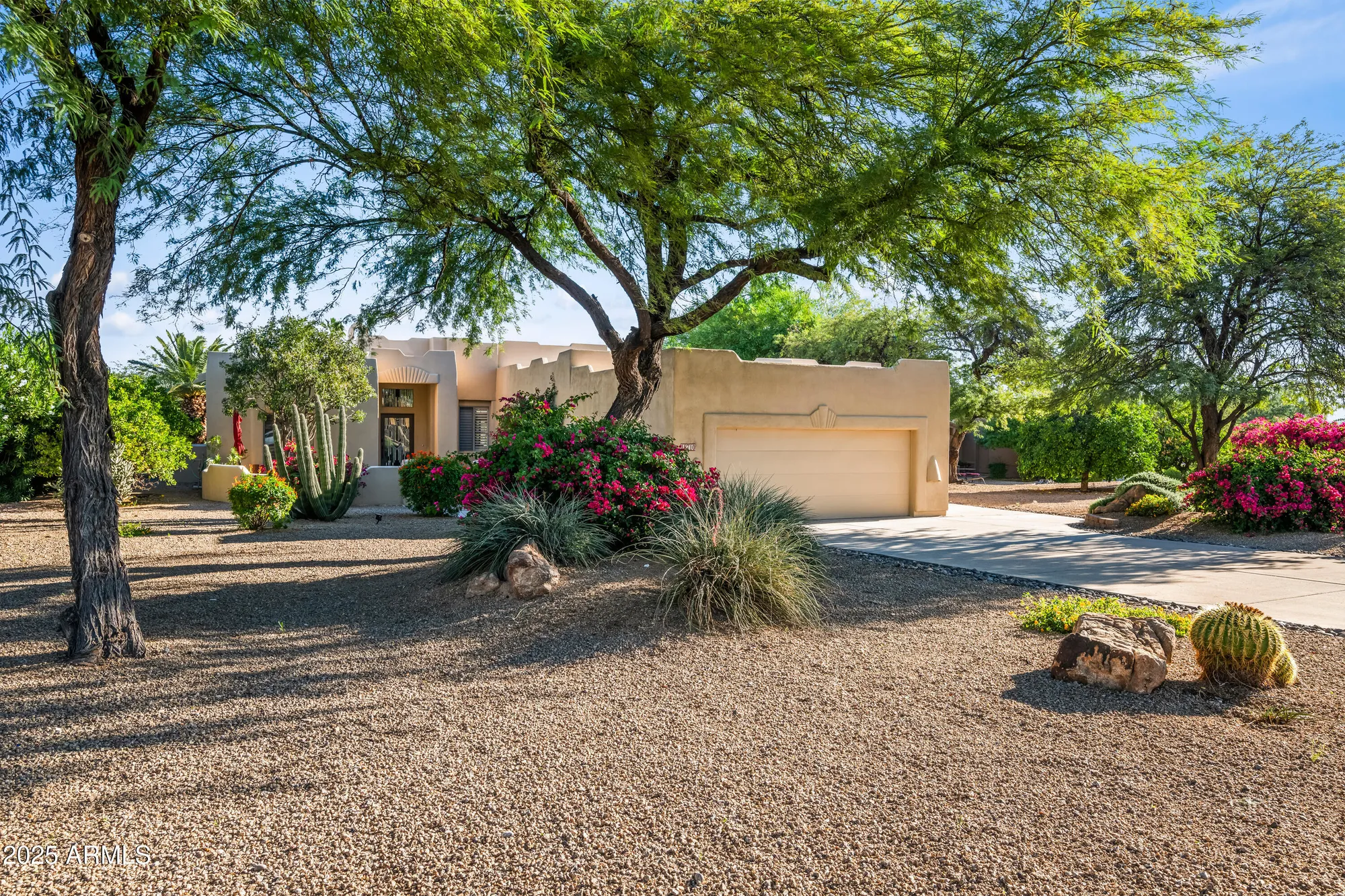 Property Slideshow image 3 of 54 | 18710 e poco rio dr, Rio Verde, AZ, 85263