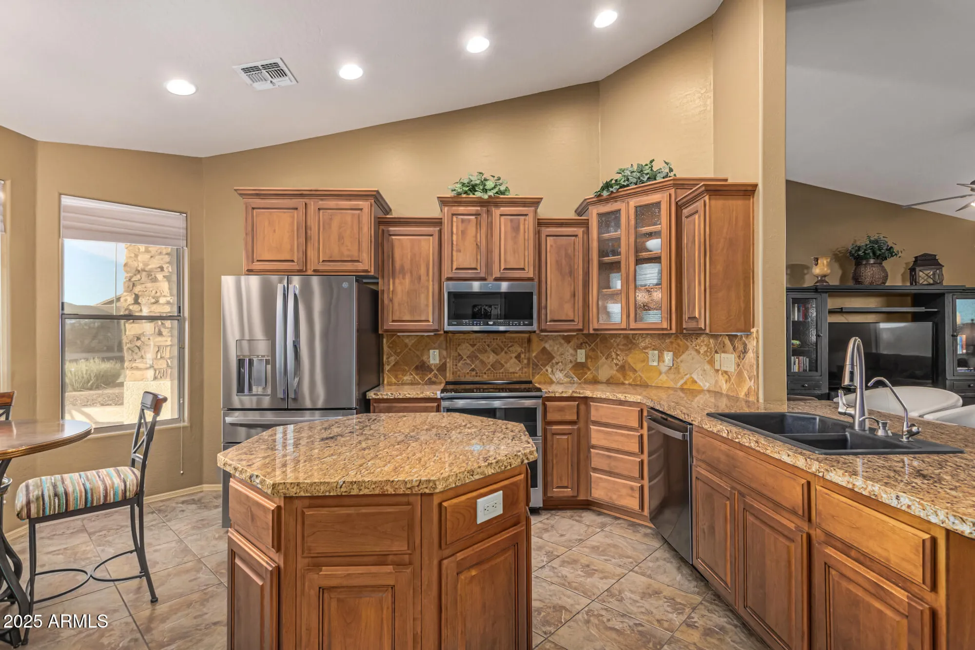 Property Slideshow image 15 of 41 | 2753 s copperwood, Mesa, AZ, 85209