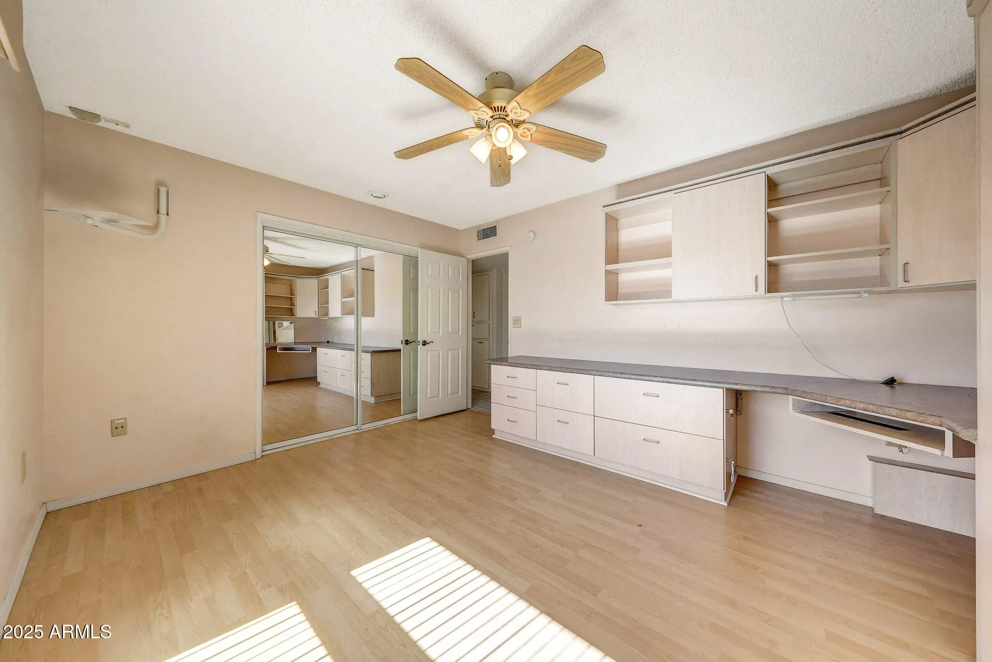 Property Slideshow image 22 of 53 | 10940 w white mountain rd, Sun City, AZ, 85351