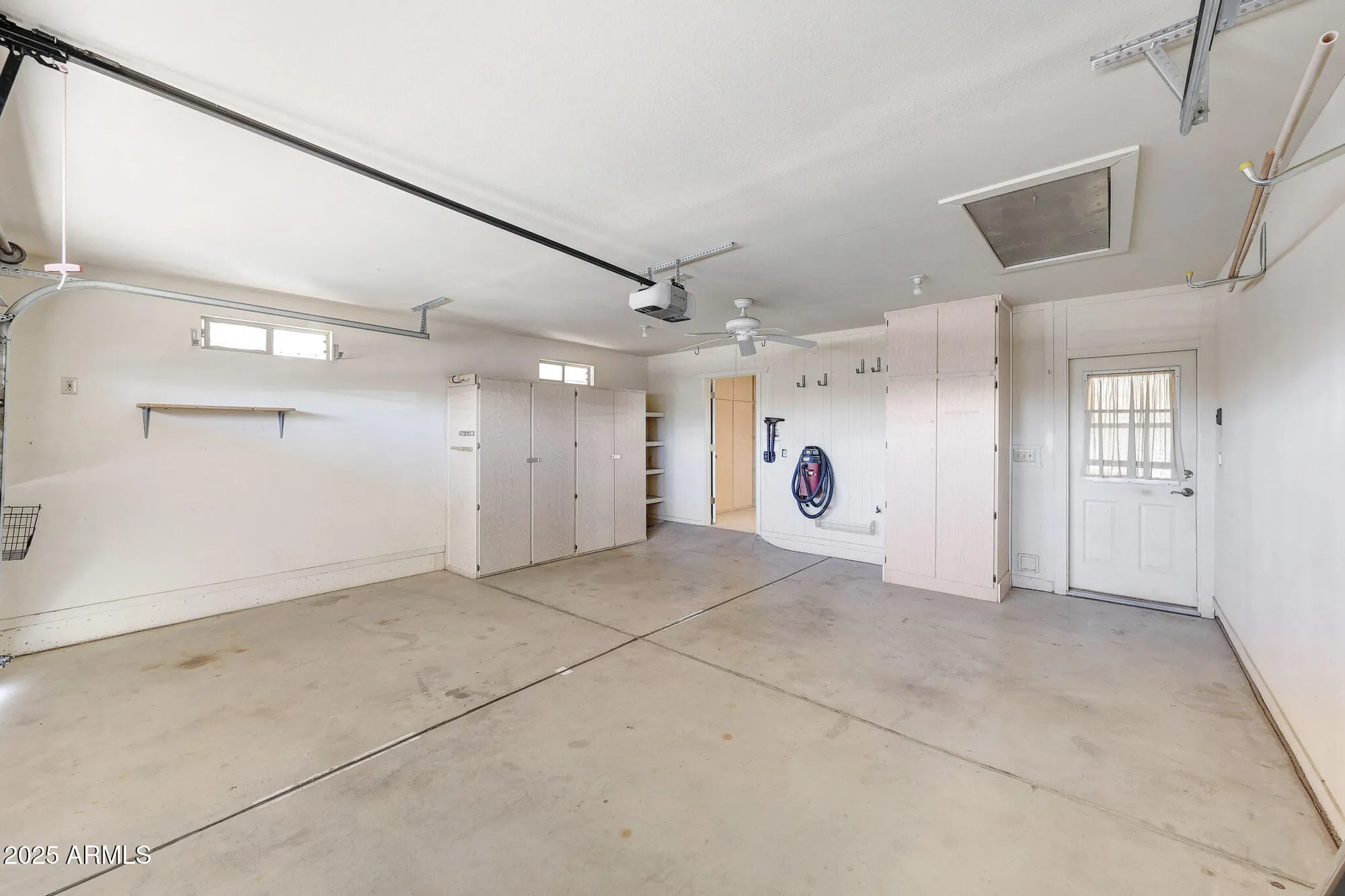 Property Slideshow image 29 of 53 | 10940 w white mountain rd, Sun City, AZ, 85351