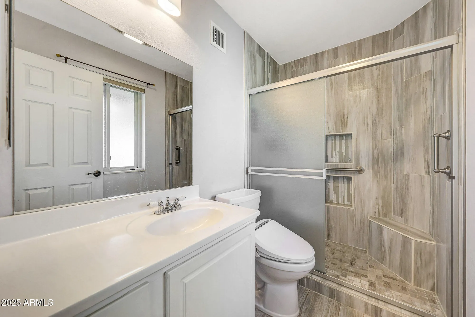 Property Slideshow image 26 of 53 | 10940 w white mountain rd, Sun City, AZ, 85351