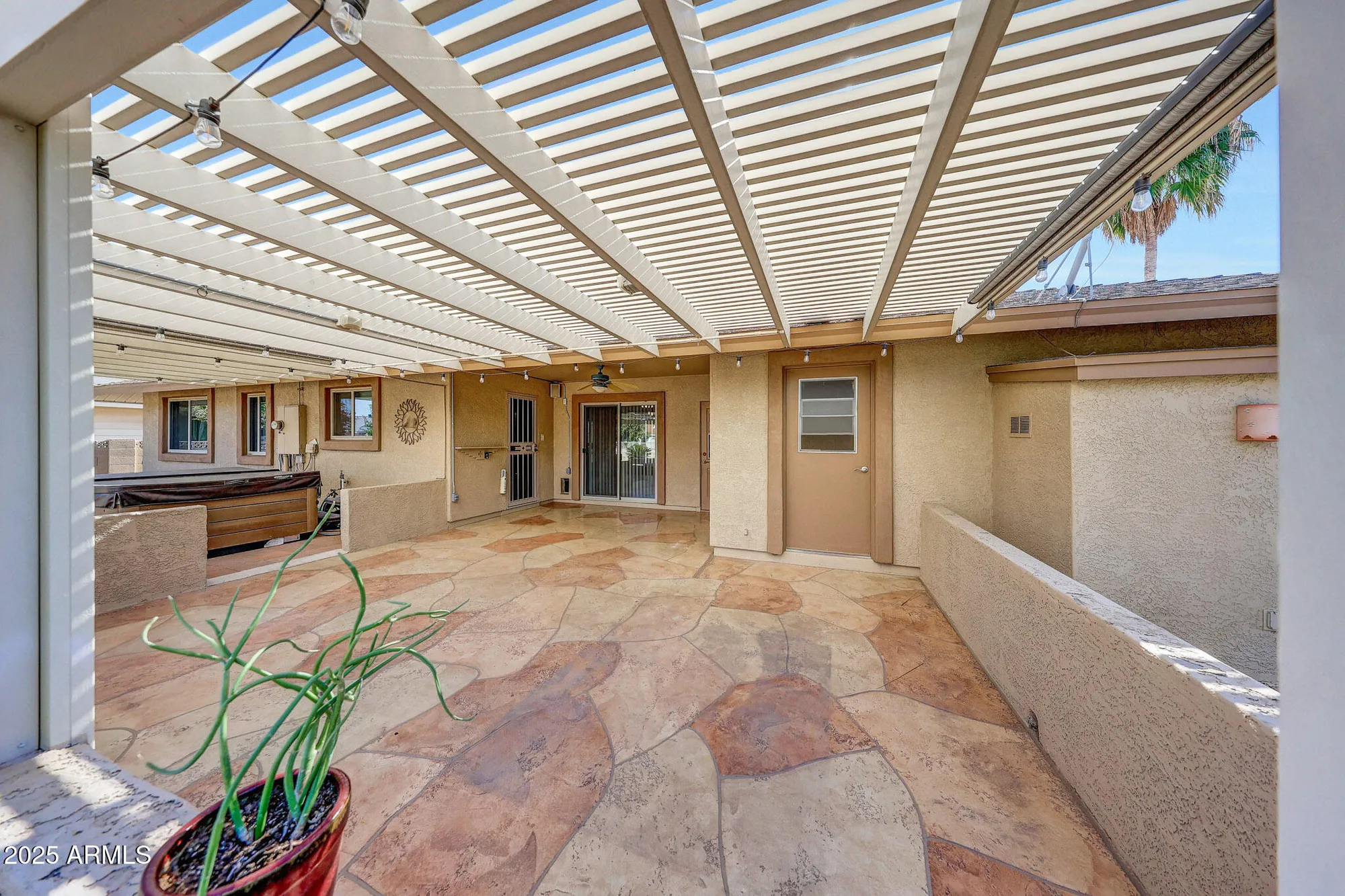 Property Slideshow image 4 of 53 | 10940 w white mountain rd, Sun City, AZ, 85351