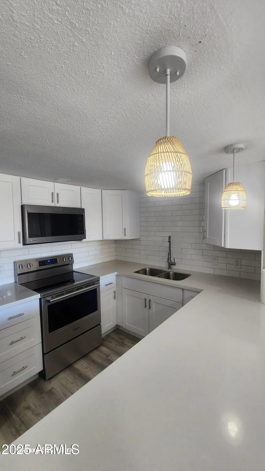 Property Slideshow image 5 of 51 | 7830 e park view dr, Mesa, AZ, 85208