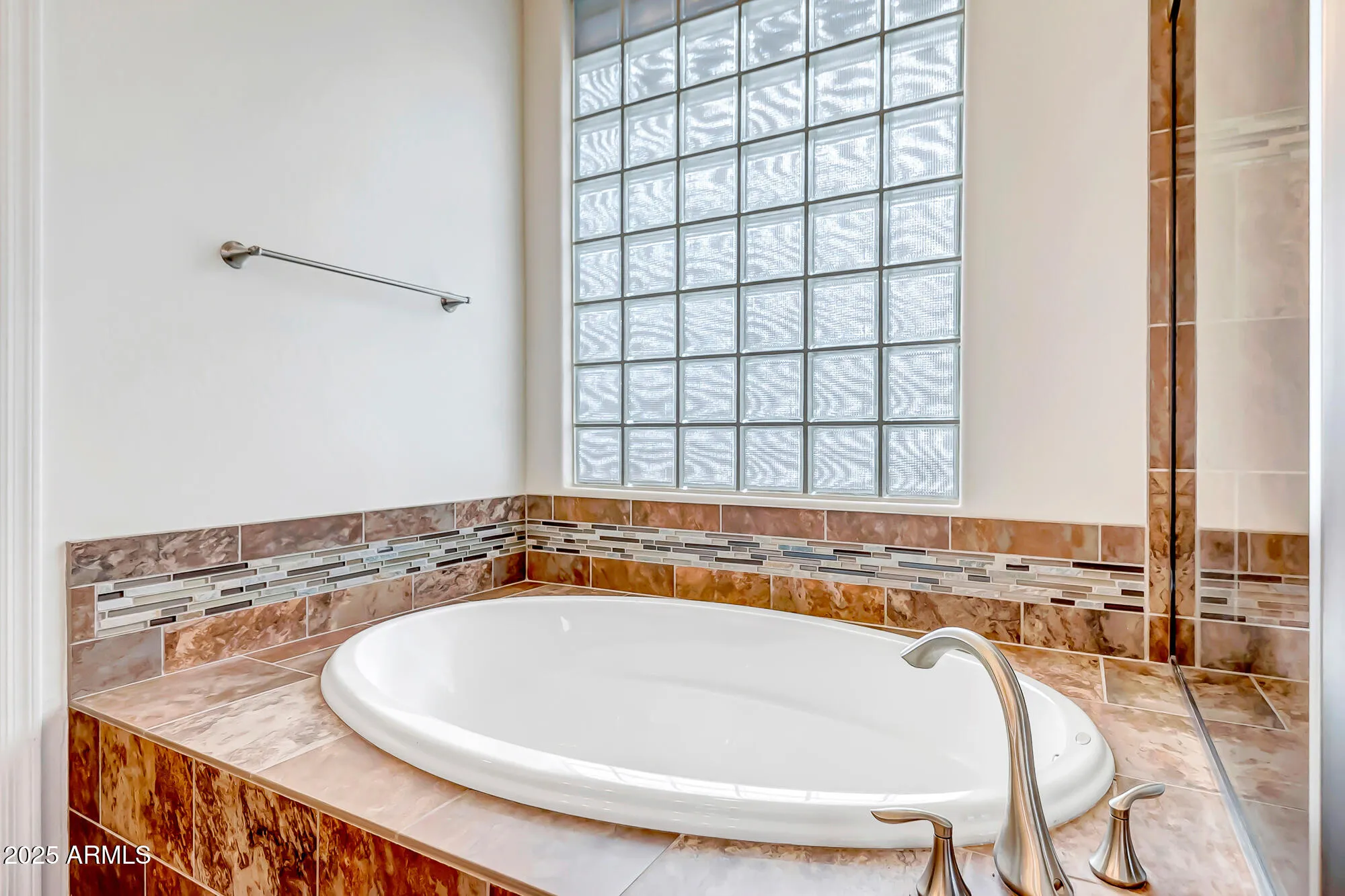 Property Slideshow image 22 of 36 | 41628 n cedar chase rd, Anthem, AZ, 85086