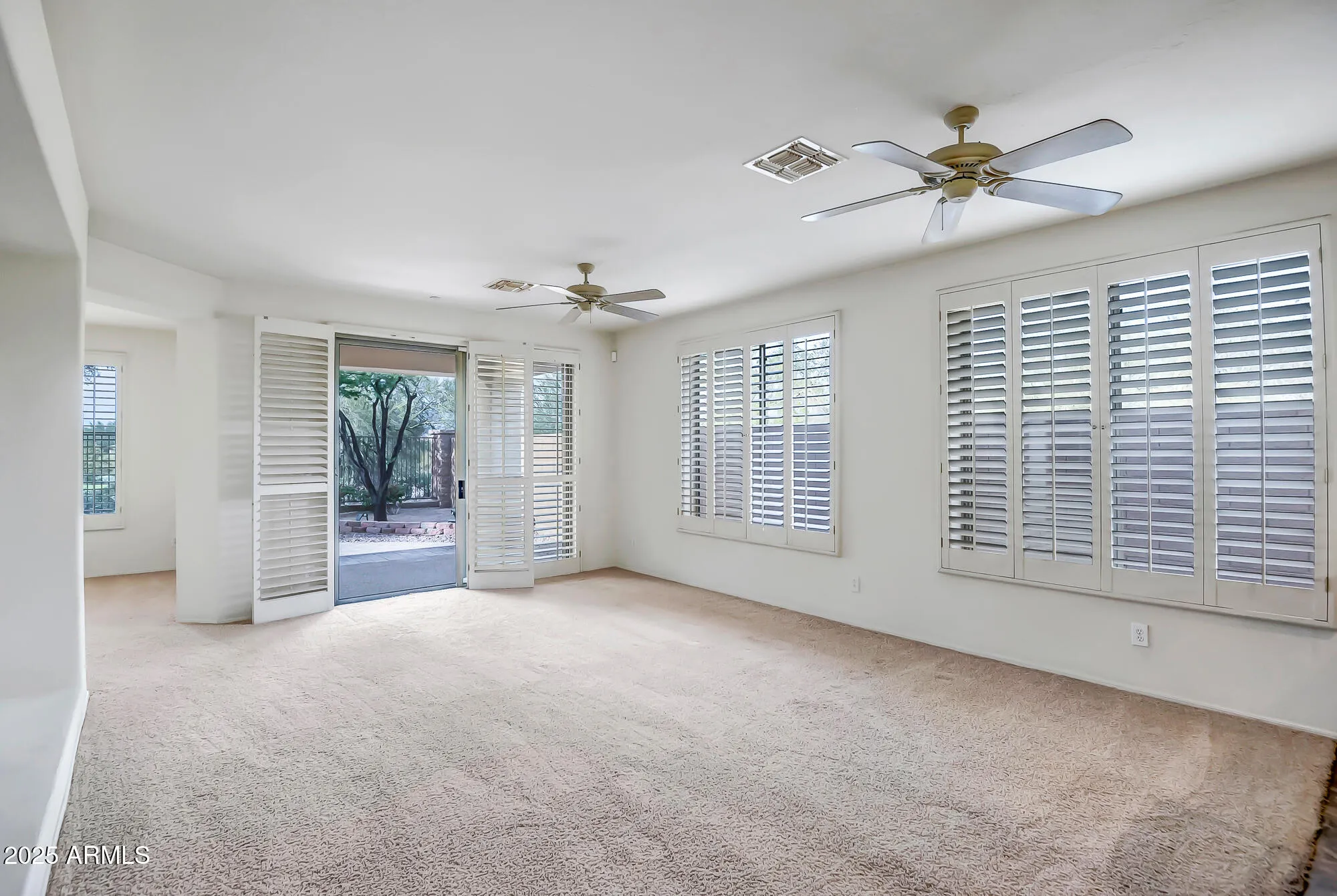 Property Slideshow image 16 of 36 | 41628 n cedar chase rd, Anthem, AZ, 85086