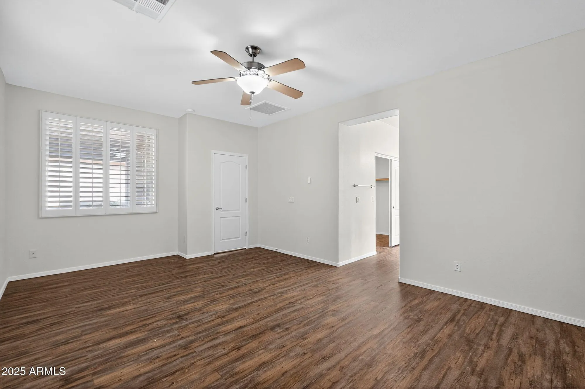 Property Slideshow image 10 of 26 | 22946 w desert bloom st, Buckeye, AZ, 85326