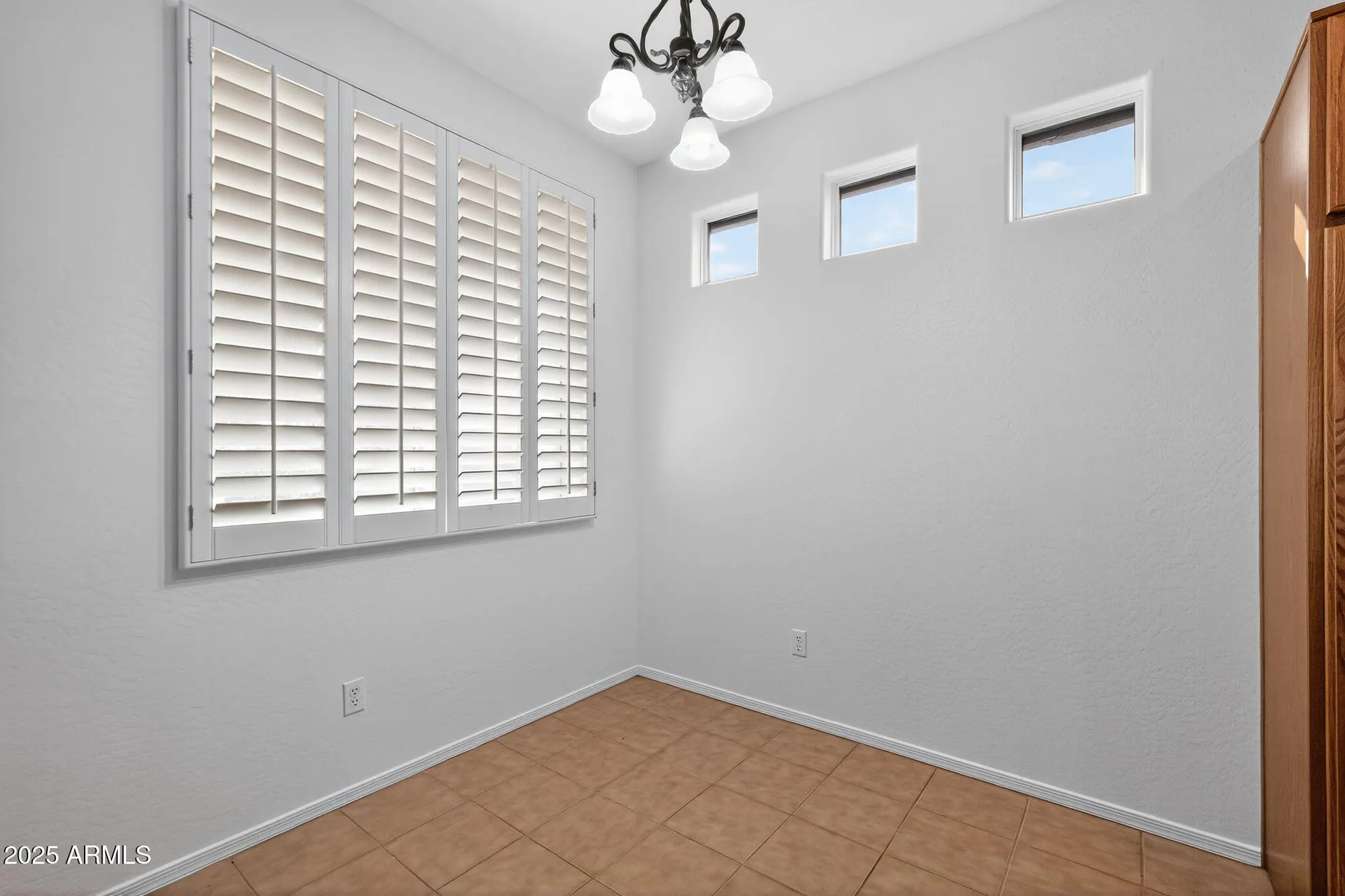 Property Slideshow image 23 of 26 | 22946 w desert bloom st, Buckeye, AZ, 85326