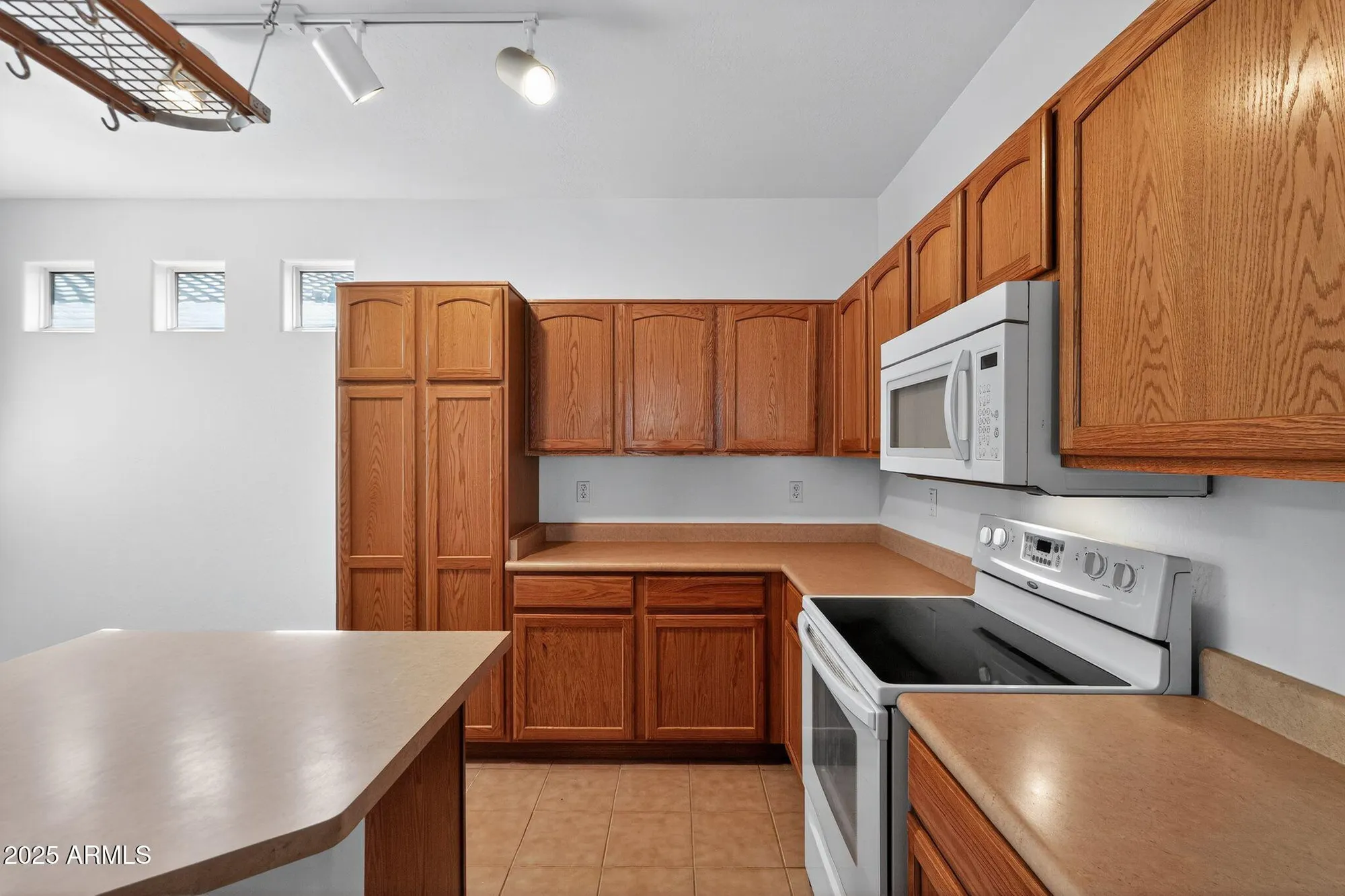 Property Slideshow image 22 of 26 | 22946 w desert bloom st, Buckeye, AZ, 85326