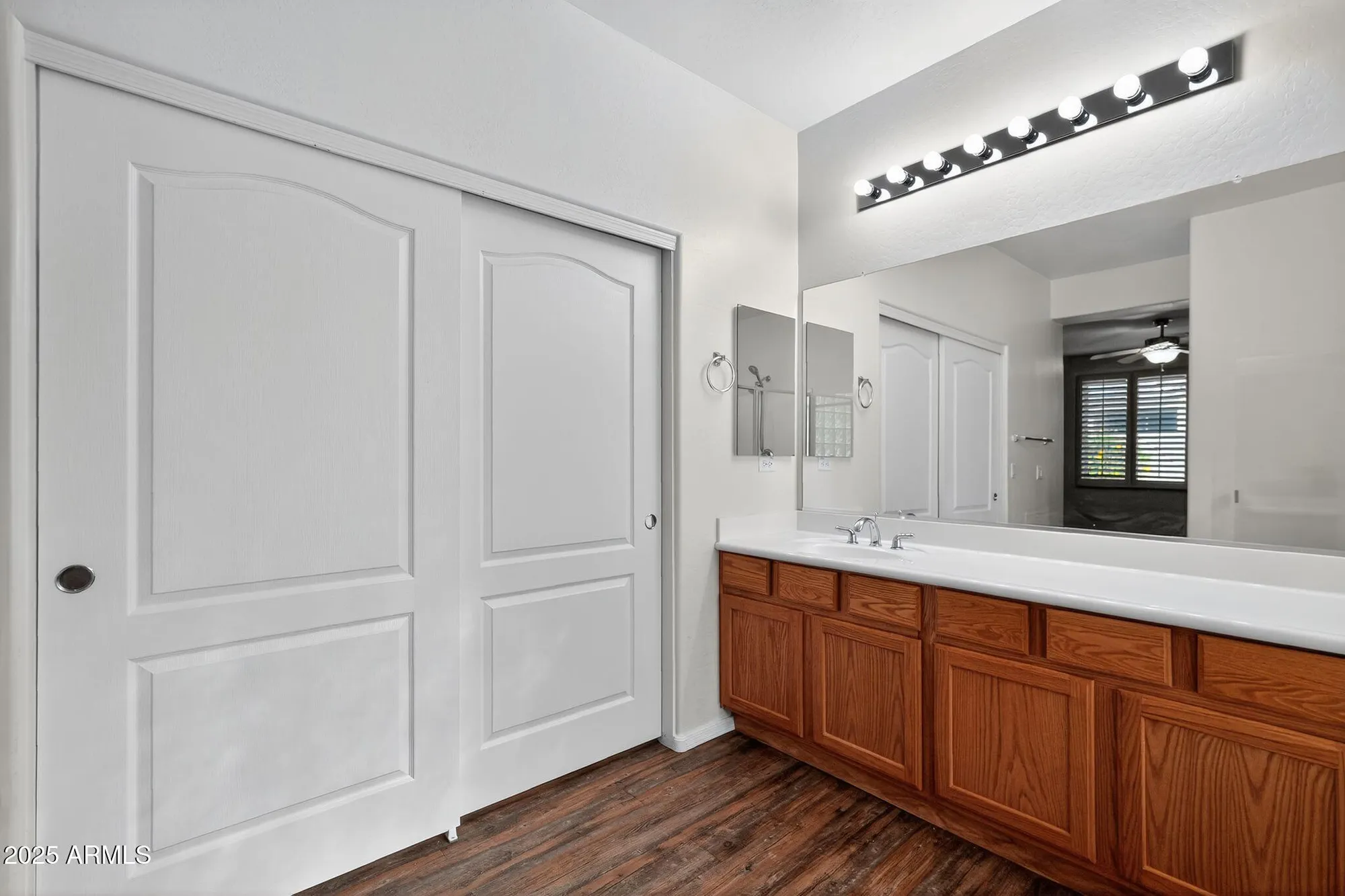 Property Slideshow image 15 of 26 | 22946 w desert bloom st, Buckeye, AZ, 85326