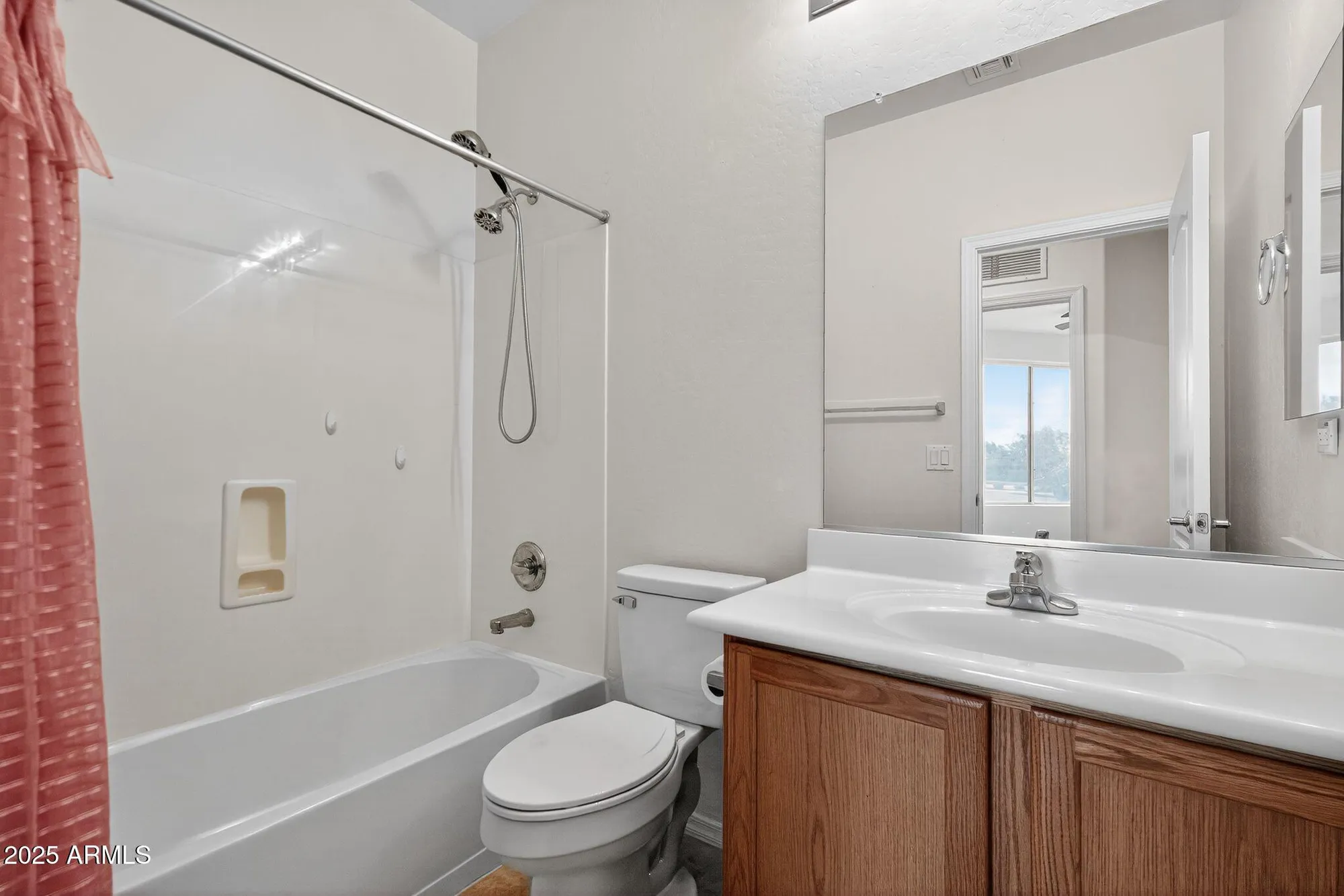 Property Slideshow image 17 of 26 | 22946 w desert bloom st, Buckeye, AZ, 85326