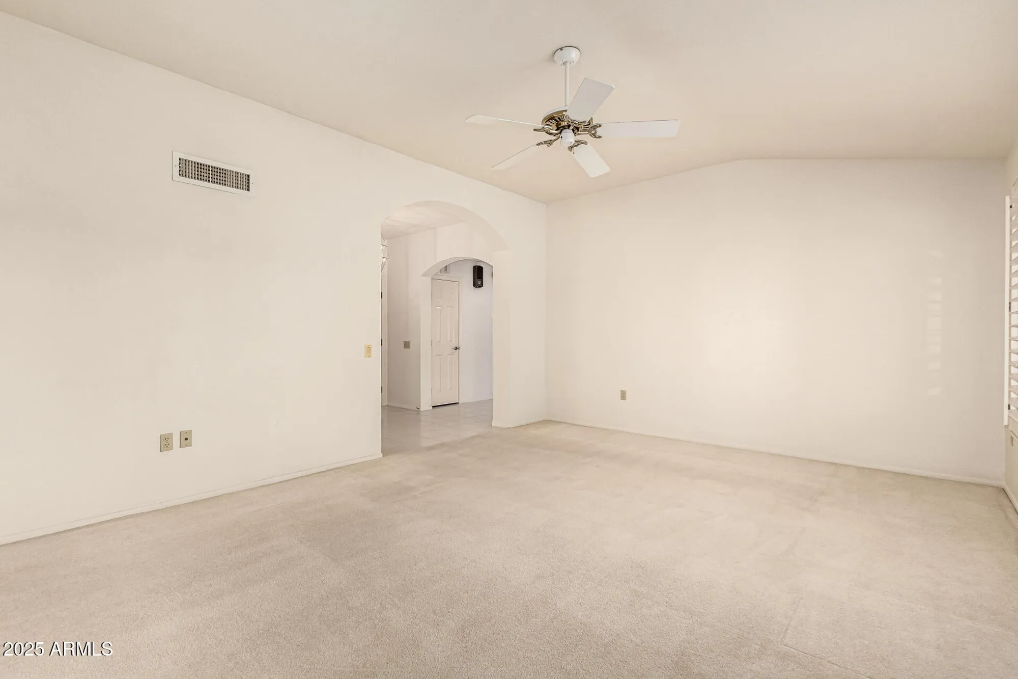 Property Slideshow image 14 of 37 | 21602 n 149th dr, Sun City West, AZ, 85375
