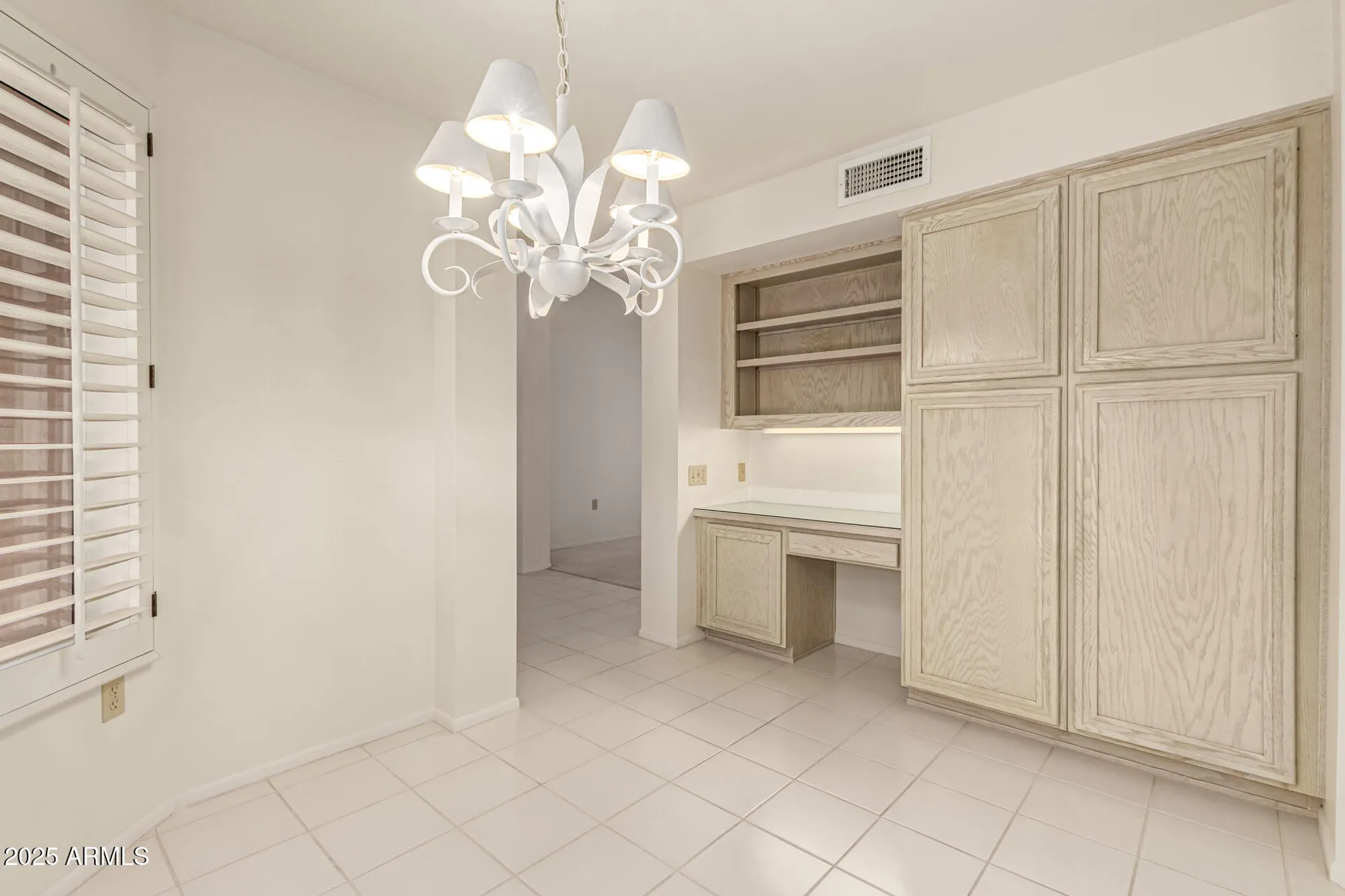 Property Slideshow image 10 of 37 | 21602 n 149th dr, Sun City West, AZ, 85375