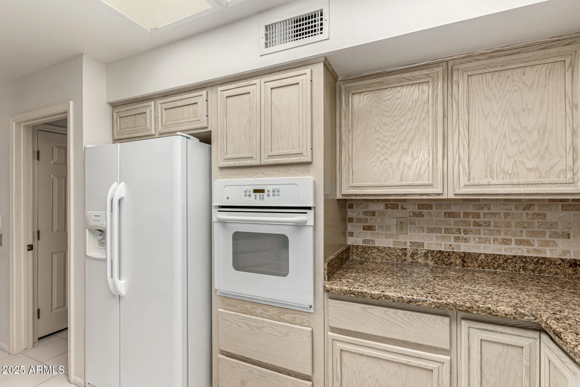 Property Slideshow image 7 of 37 | 21602 n 149th dr, Sun City West, AZ, 85375