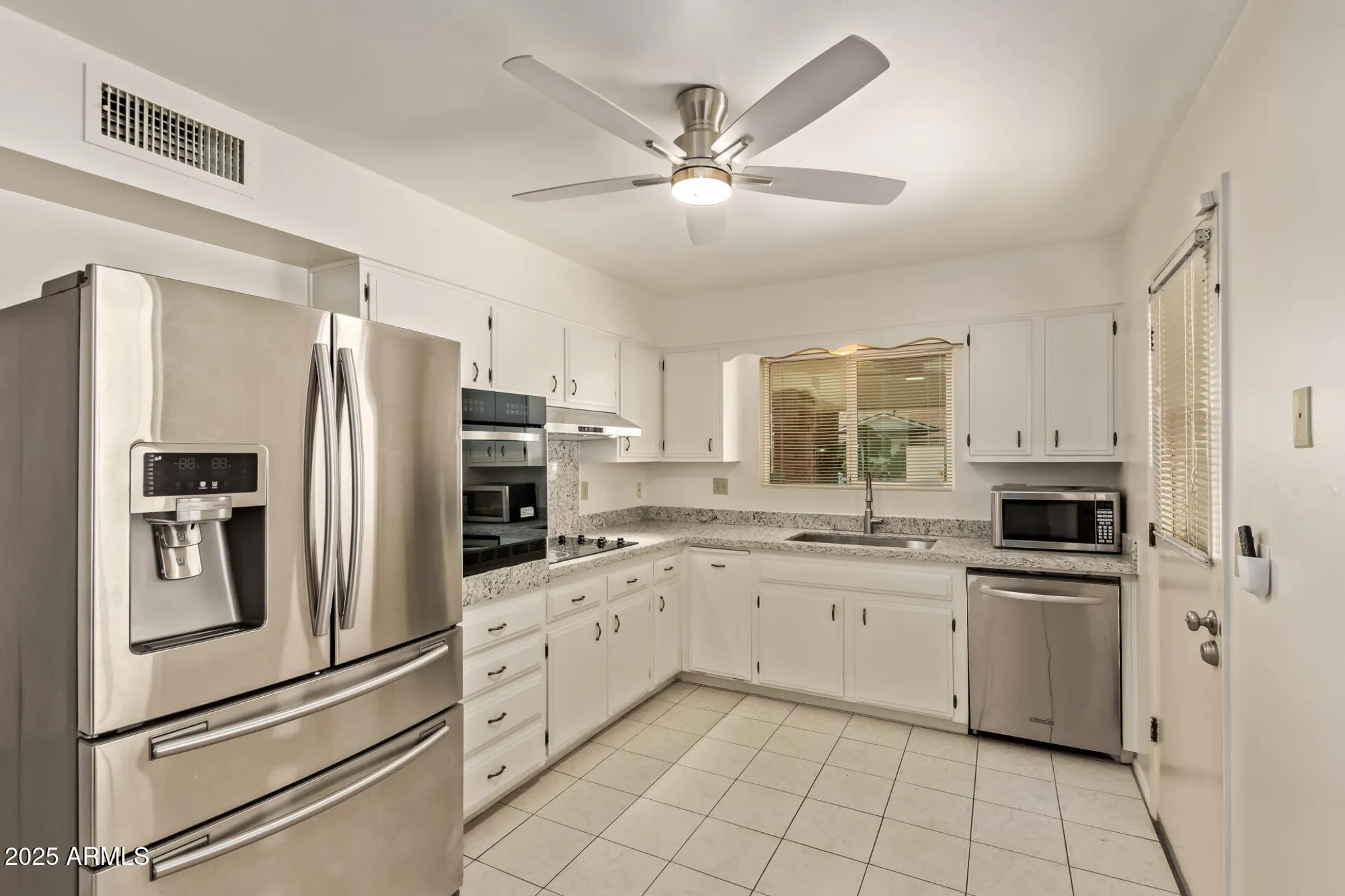 Property Slideshow image 13 of 33 | 10034 w concord ave, Sun City, AZ, 85351