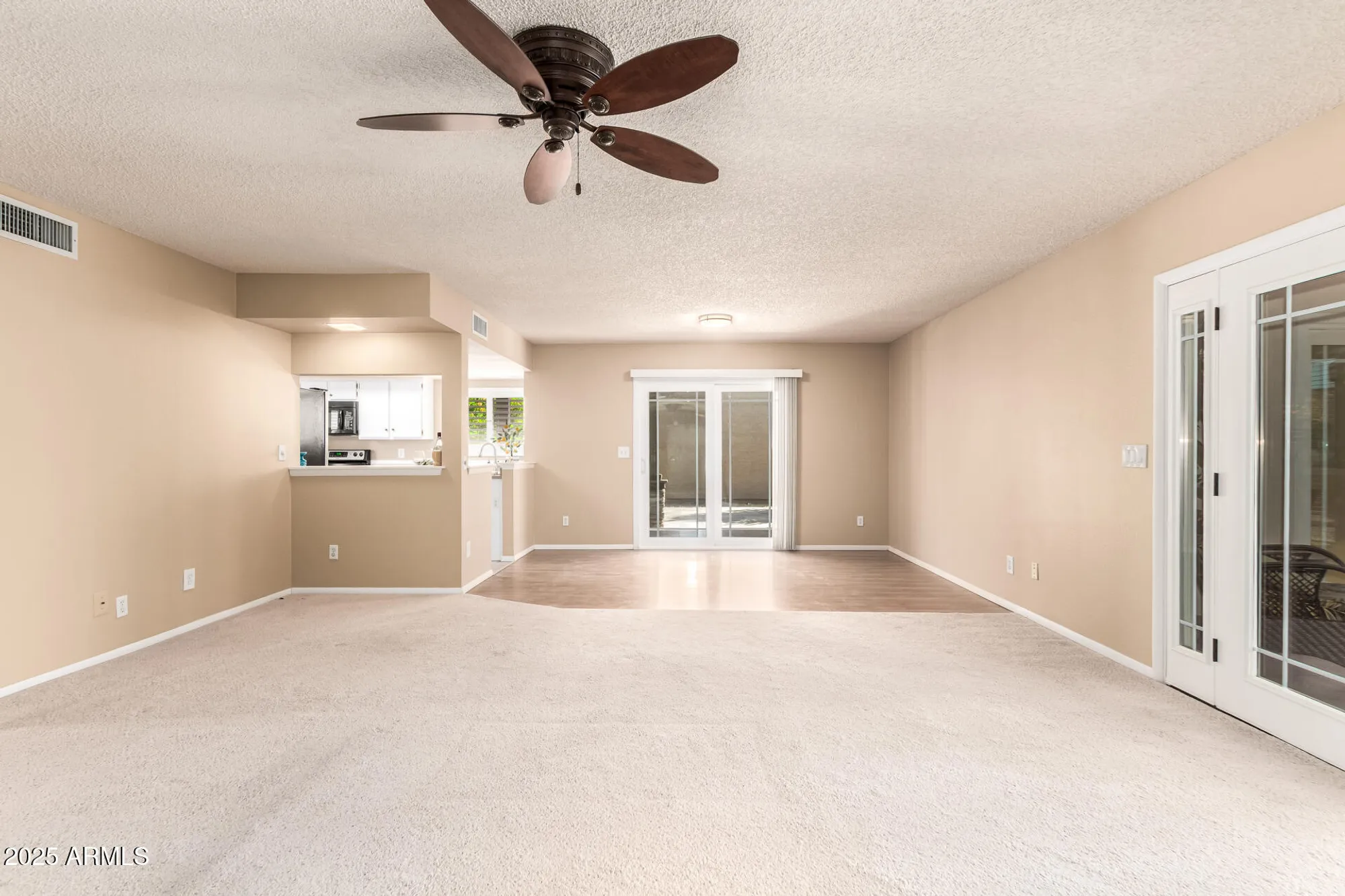 Property Slideshow image 9 of 53 | 10413 e silvertree dr, Sun Lakes, AZ, 85248