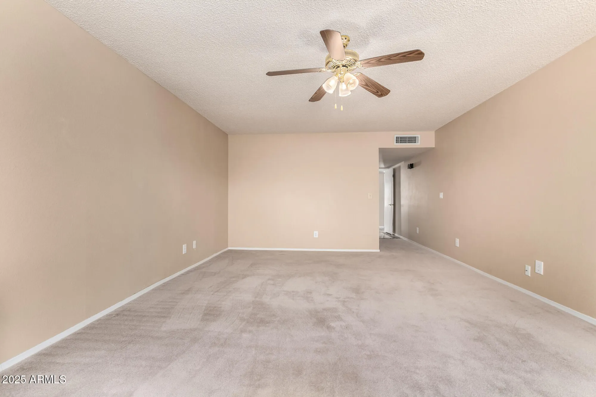 Property Slideshow image 27 of 53 | 10413 e silvertree dr, Sun Lakes, AZ, 85248