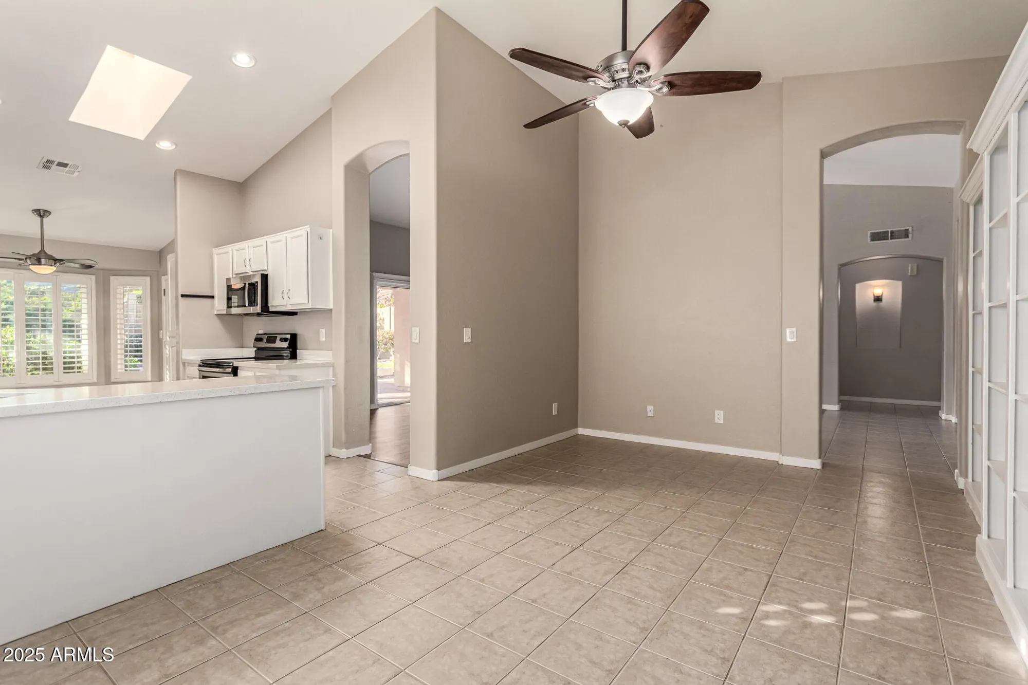 Property Slideshow image 11 of 45 | 11802 s 46th st, Phoenix, AZ, 85044