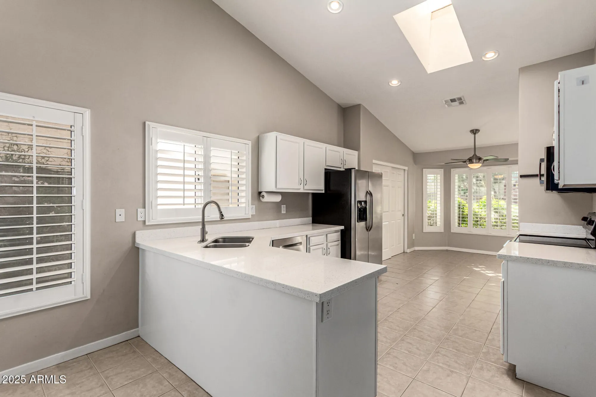 Property Slideshow image 14 of 45 | 11802 s 46th st, Phoenix, AZ, 85044