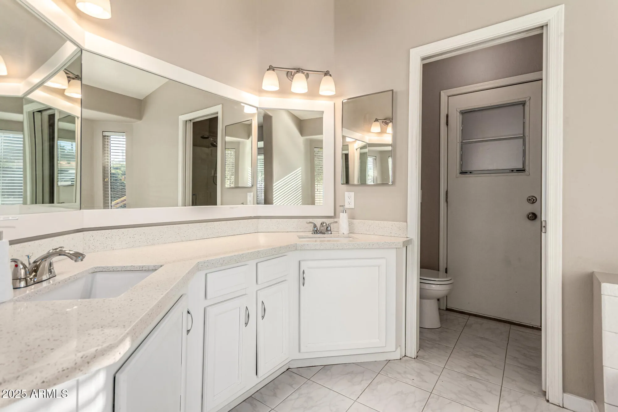 Property Slideshow image 23 of 45 | 11802 s 46th st, Phoenix, AZ, 85044