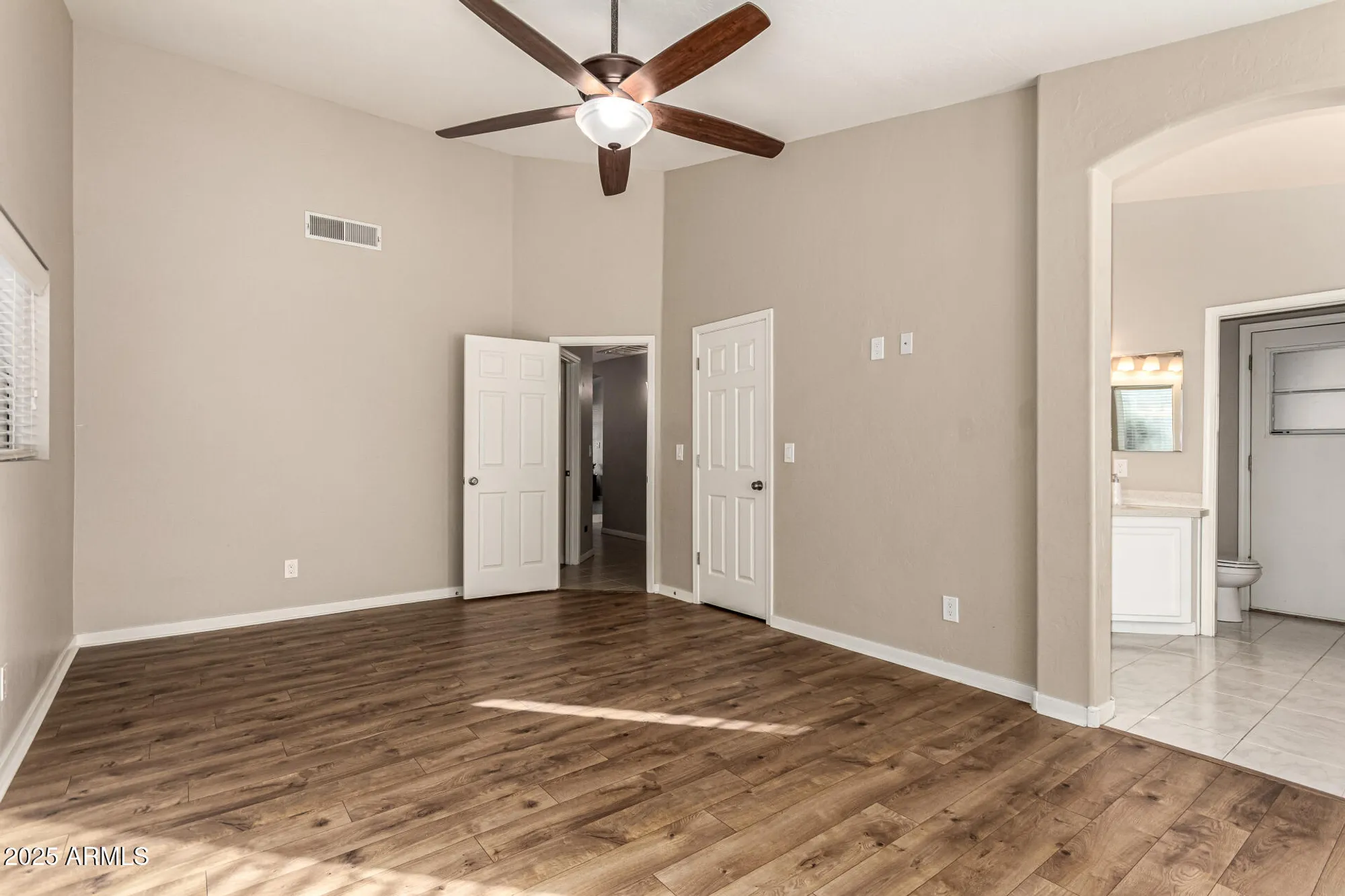 Property Slideshow image 22 of 45 | 11802 s 46th st, Phoenix, AZ, 85044