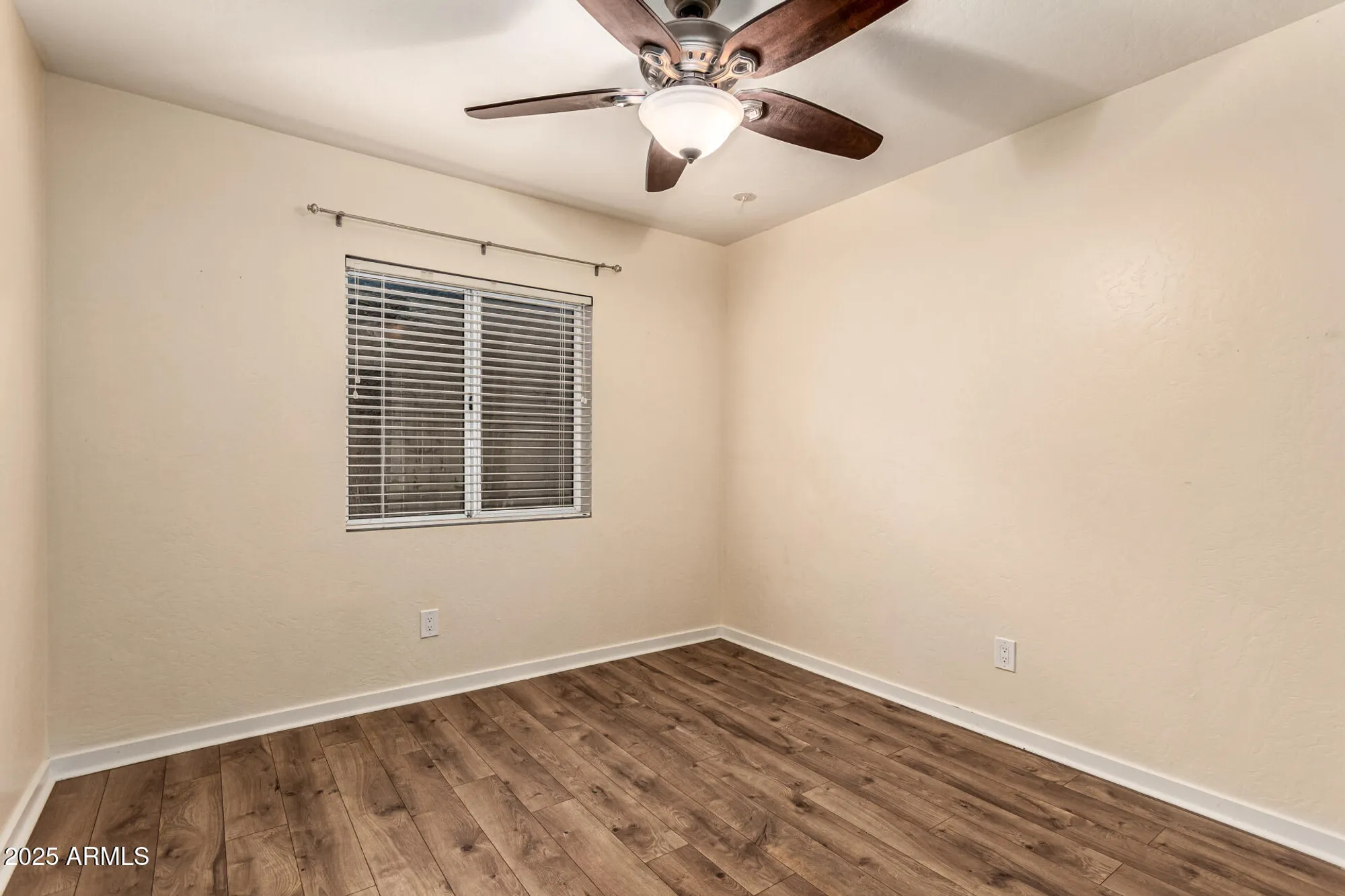 Property Slideshow image 34 of 45 | 11802 s 46th st, Phoenix, AZ, 85044