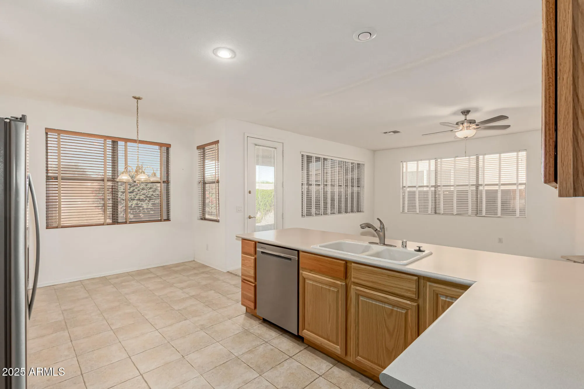 Property Slideshow image 23 of 45 | 17434 n javelina dr, Surprise, AZ, 85374