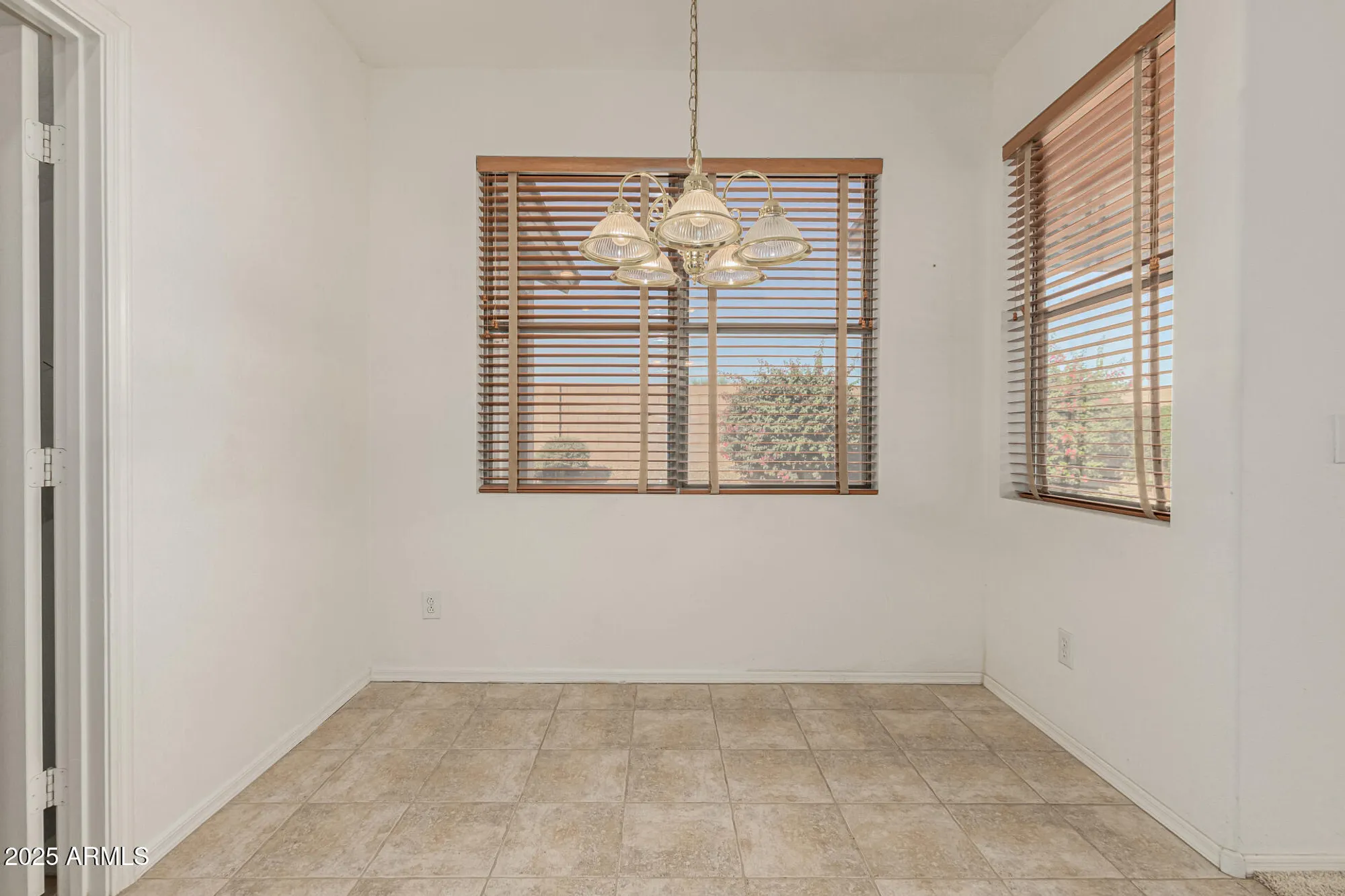 Property Slideshow image 19 of 45 | 17434 n javelina dr, Surprise, AZ, 85374