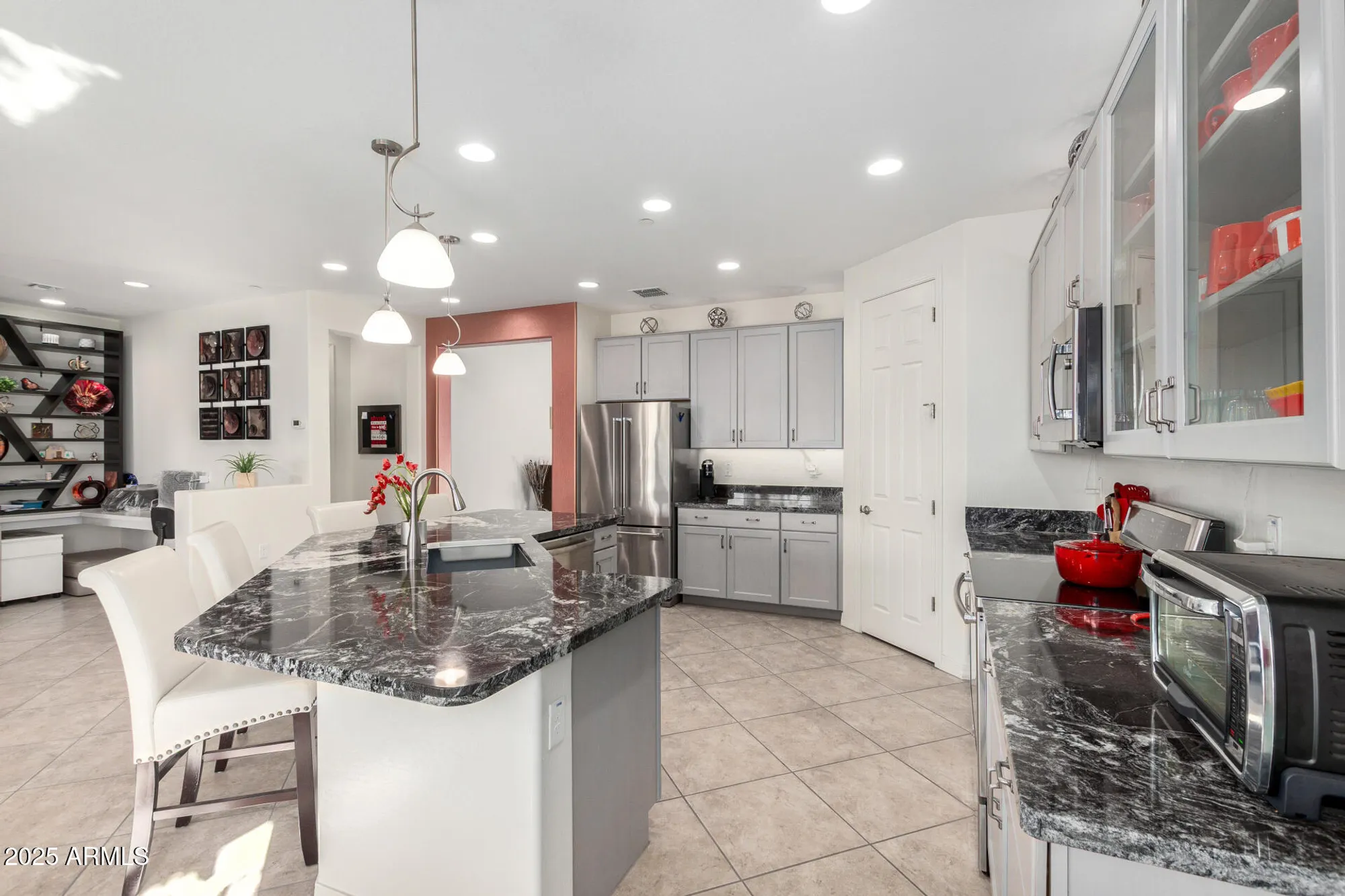 Property Slideshow image 4 of 17 | 15912 n 109th ave, Sun City, AZ, 85351