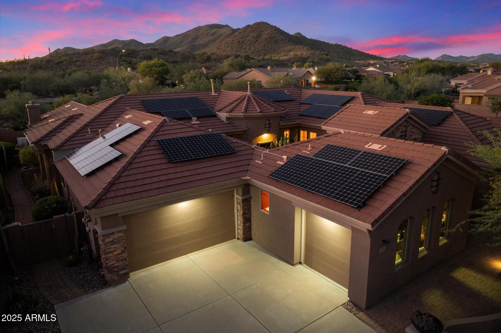 Property Slideshow image 1 of 48 | 41252 n whistling strait ct, Anthem, AZ, 85086