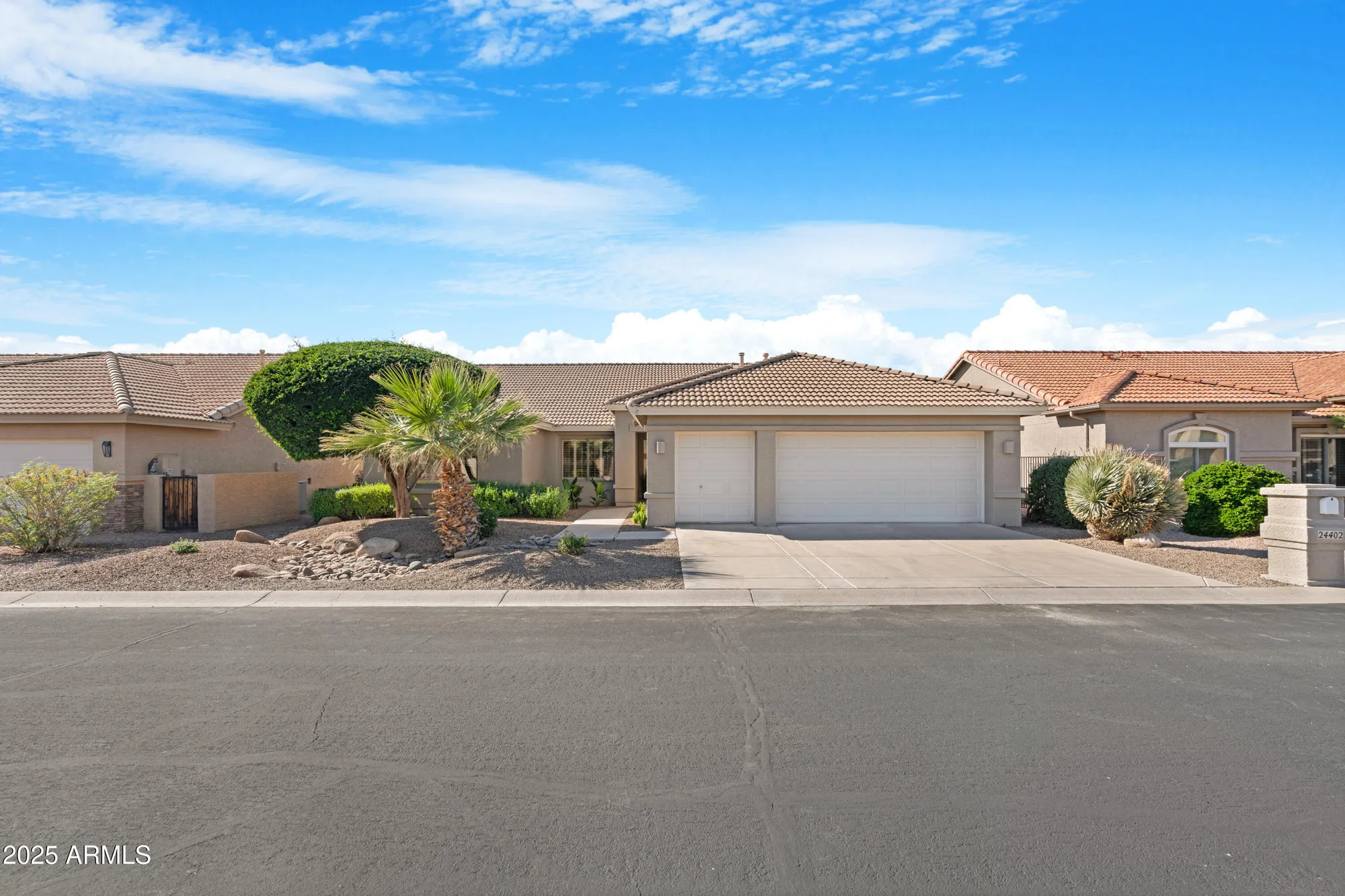 Property Slideshow image 2 of 109 | 24402 s agate dr, Sun Lakes, AZ, 85248