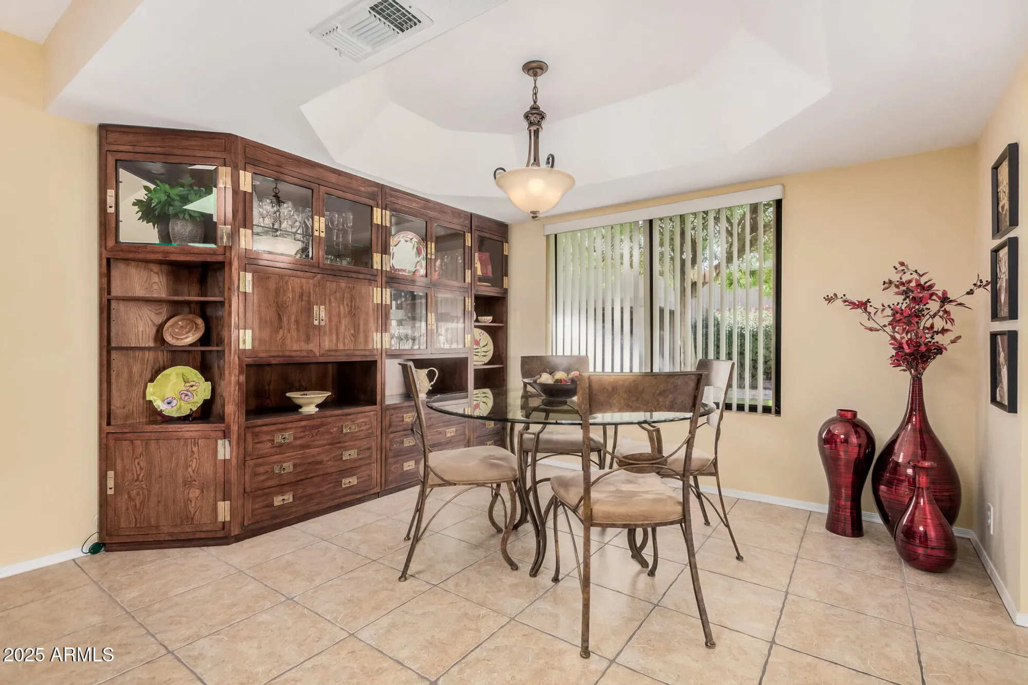 Property Slideshow image 9 of 28 | 19220 n 93rd ave, Peoria, AZ, 85382