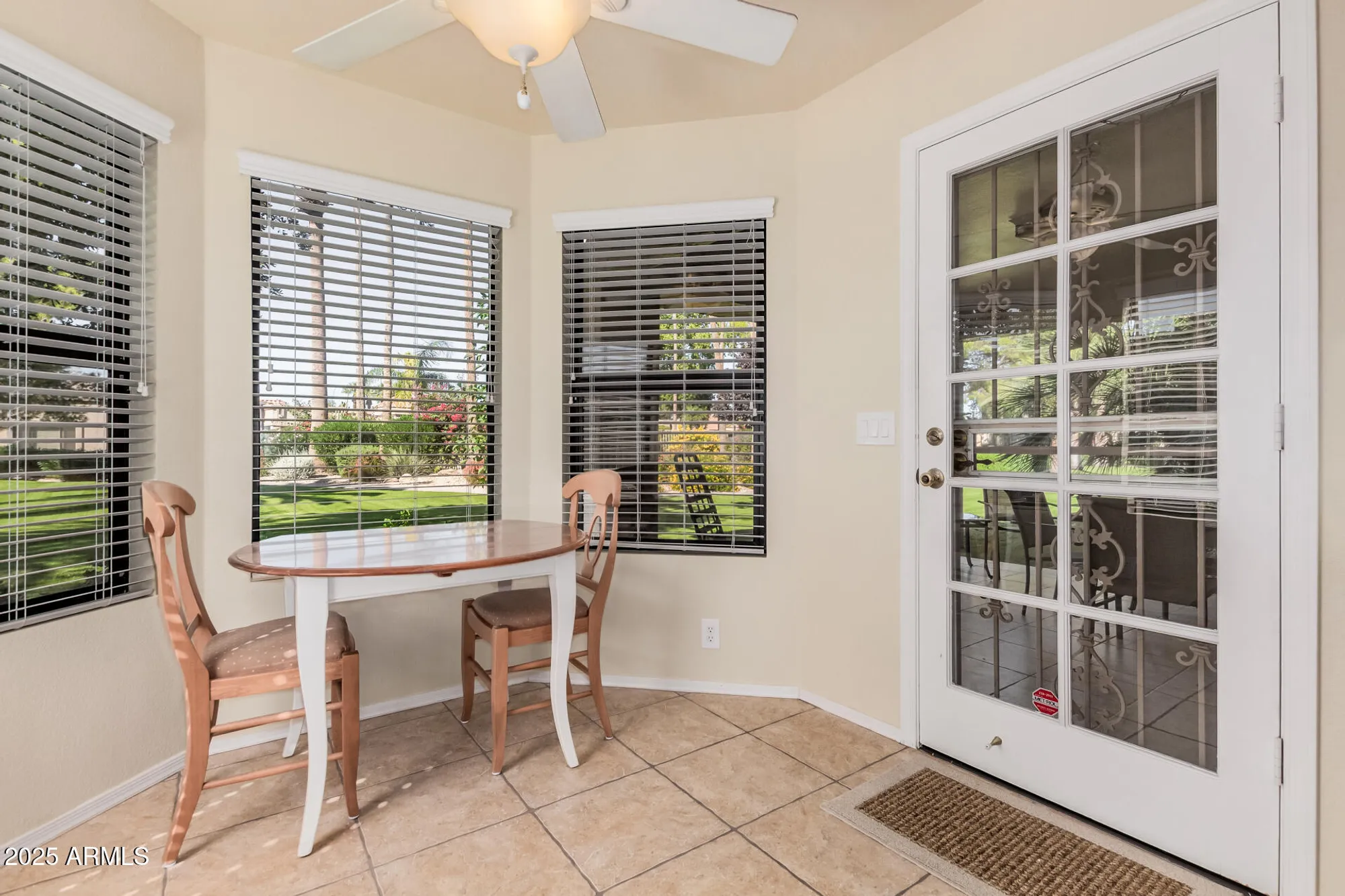 Property Slideshow image 10 of 28 | 19220 n 93rd ave, Peoria, AZ, 85382