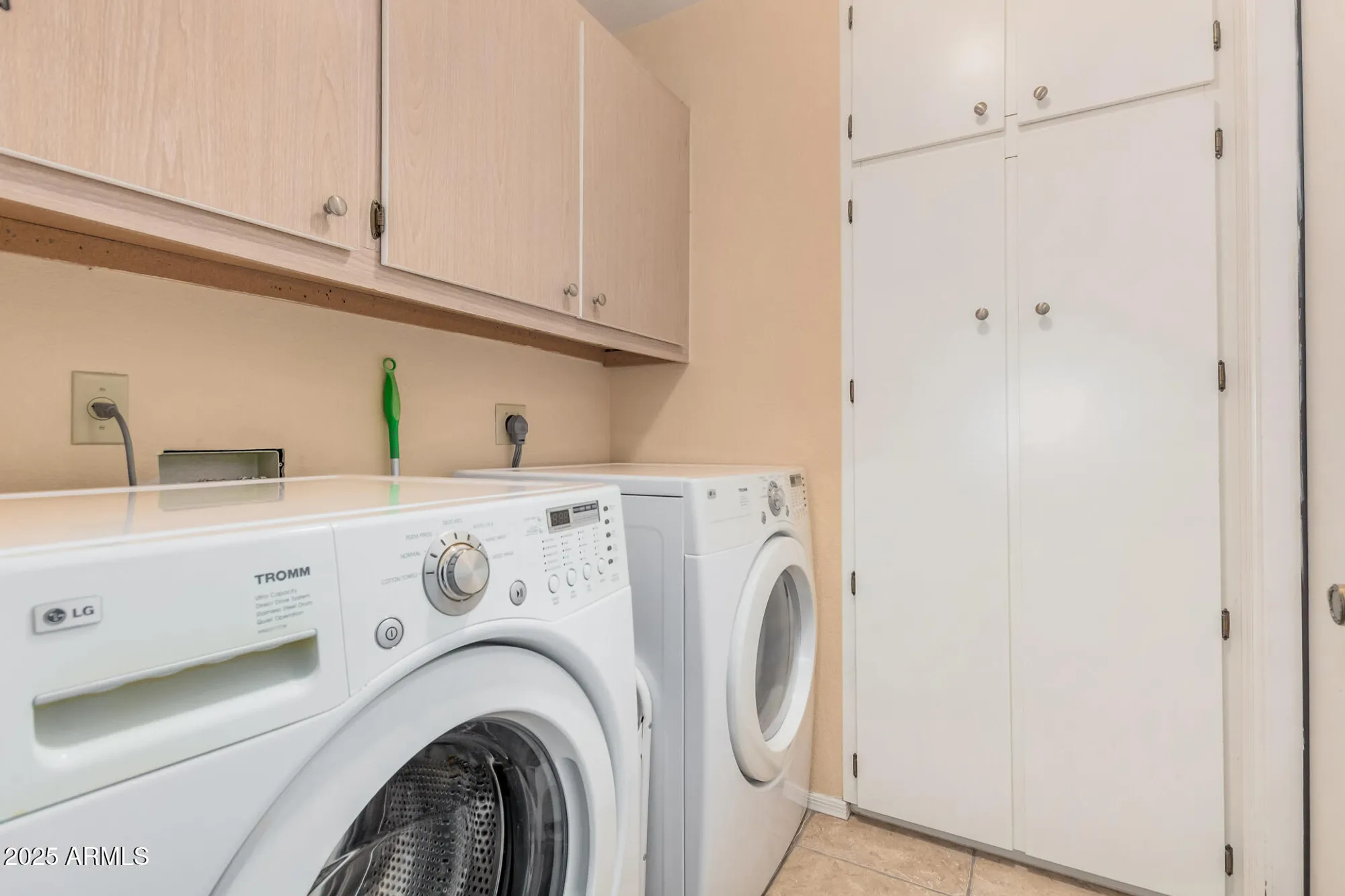 Property Slideshow image 18 of 28 | 19220 n 93rd ave, Peoria, AZ, 85382