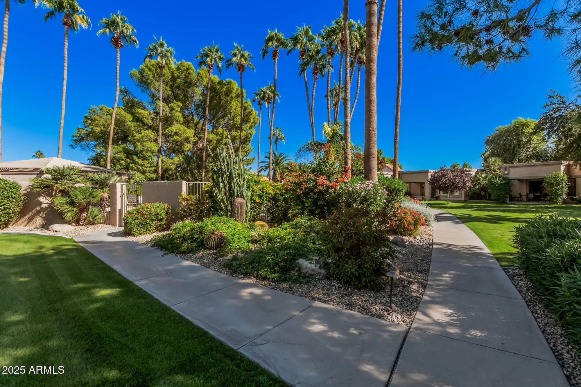 Property Slideshow image 20 of 28 | 19220 n 93rd ave, Peoria, AZ, 85382