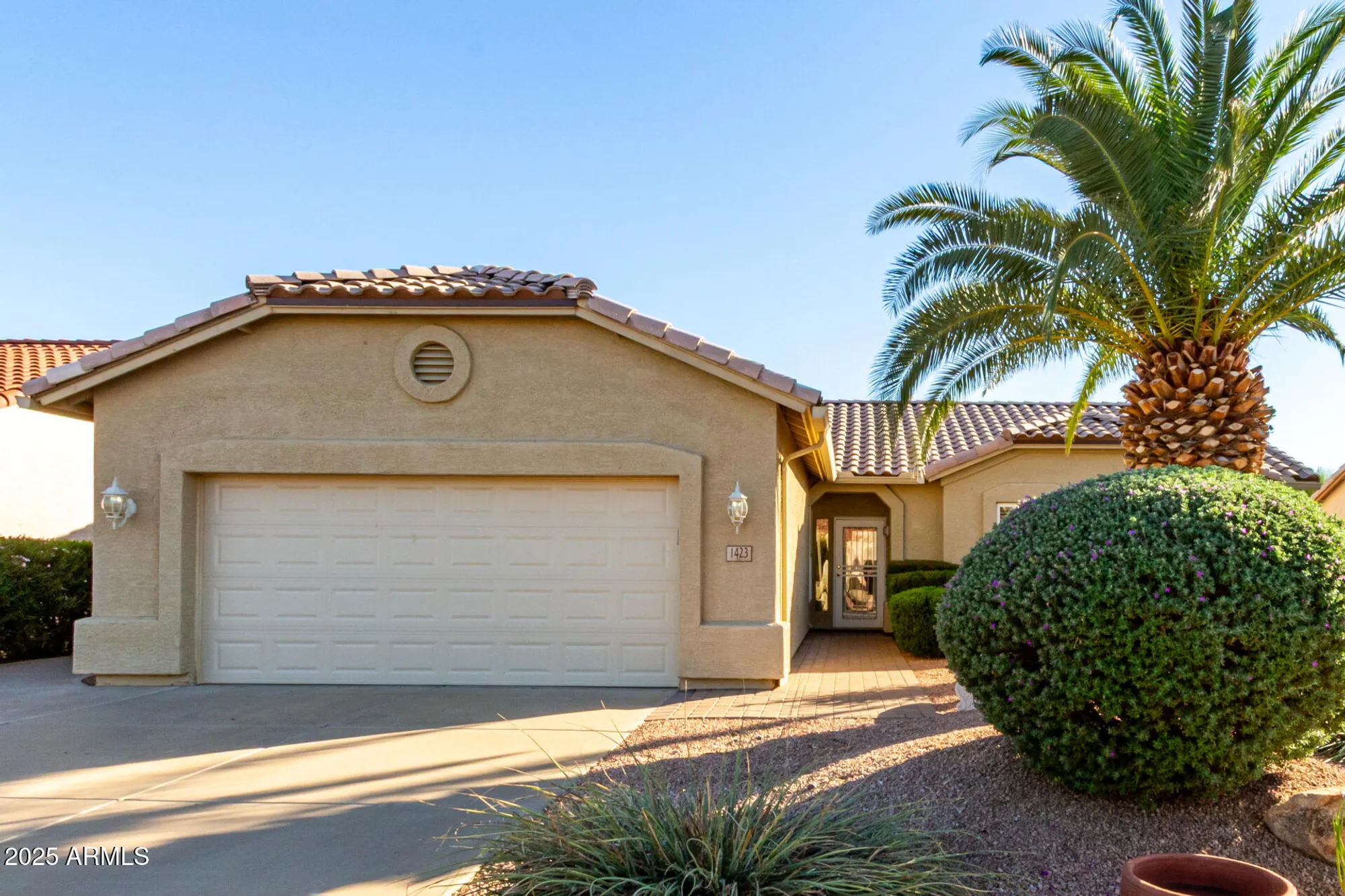 Property Slideshow image 3 of 47 | 1423 e peach tree dr, Chandler, AZ, 85249