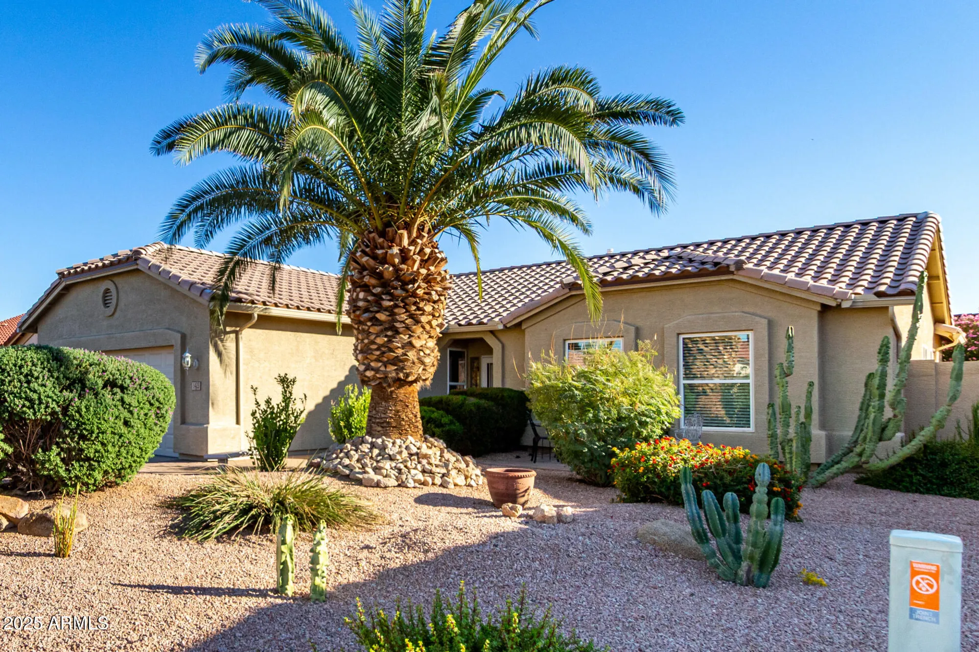 Property Slideshow image 5 of 47 | 1423 e peach tree dr, Chandler, AZ, 85249