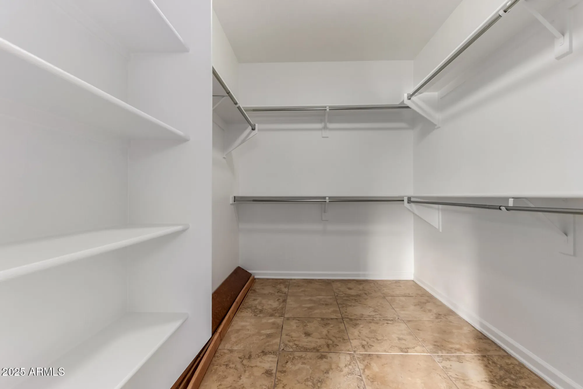 Property Slideshow image 20 of 47 | 1423 e peach tree dr, Chandler, AZ, 85249