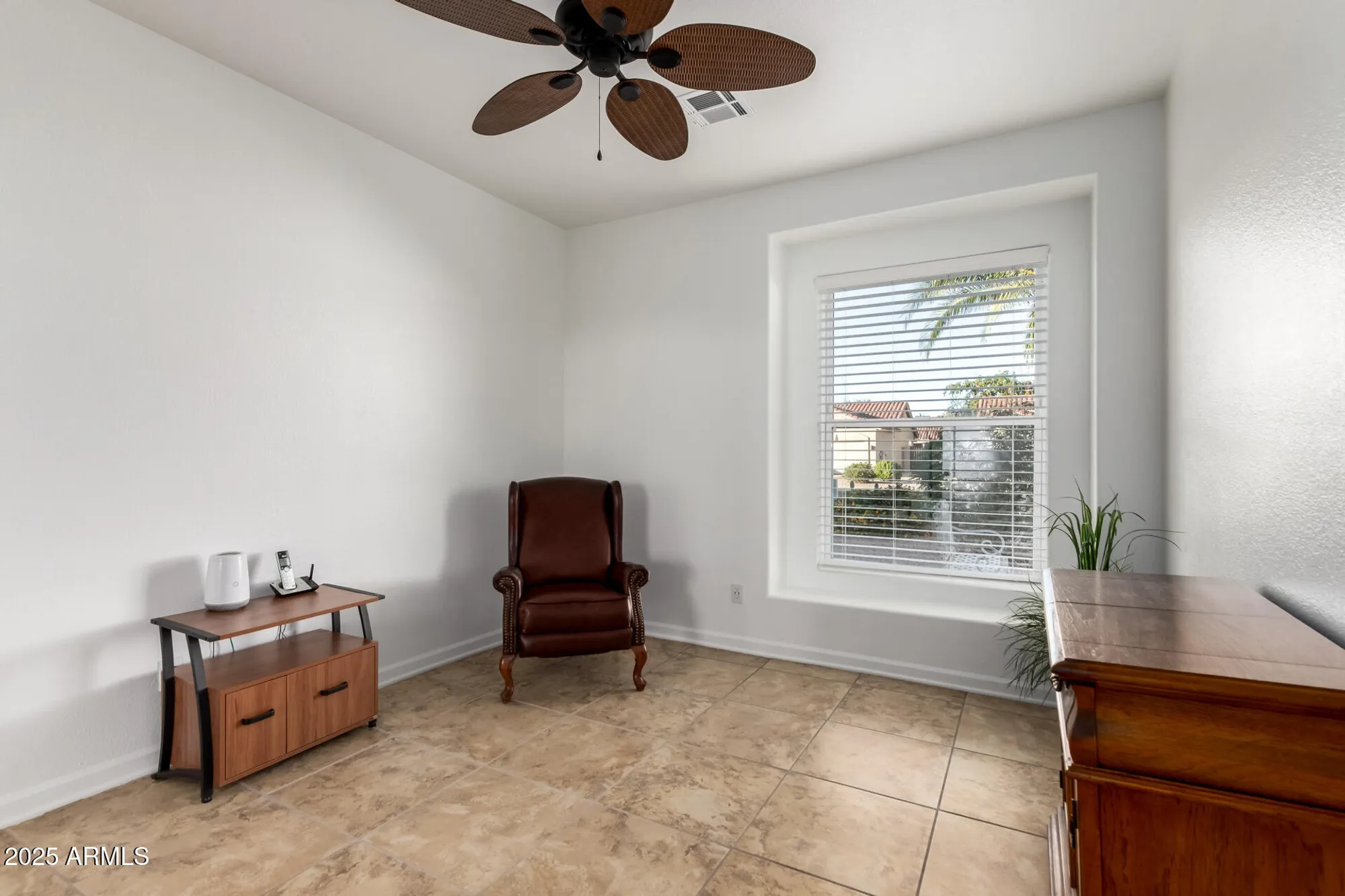 Property Slideshow image 22 of 47 | 1423 e peach tree dr, Chandler, AZ, 85249