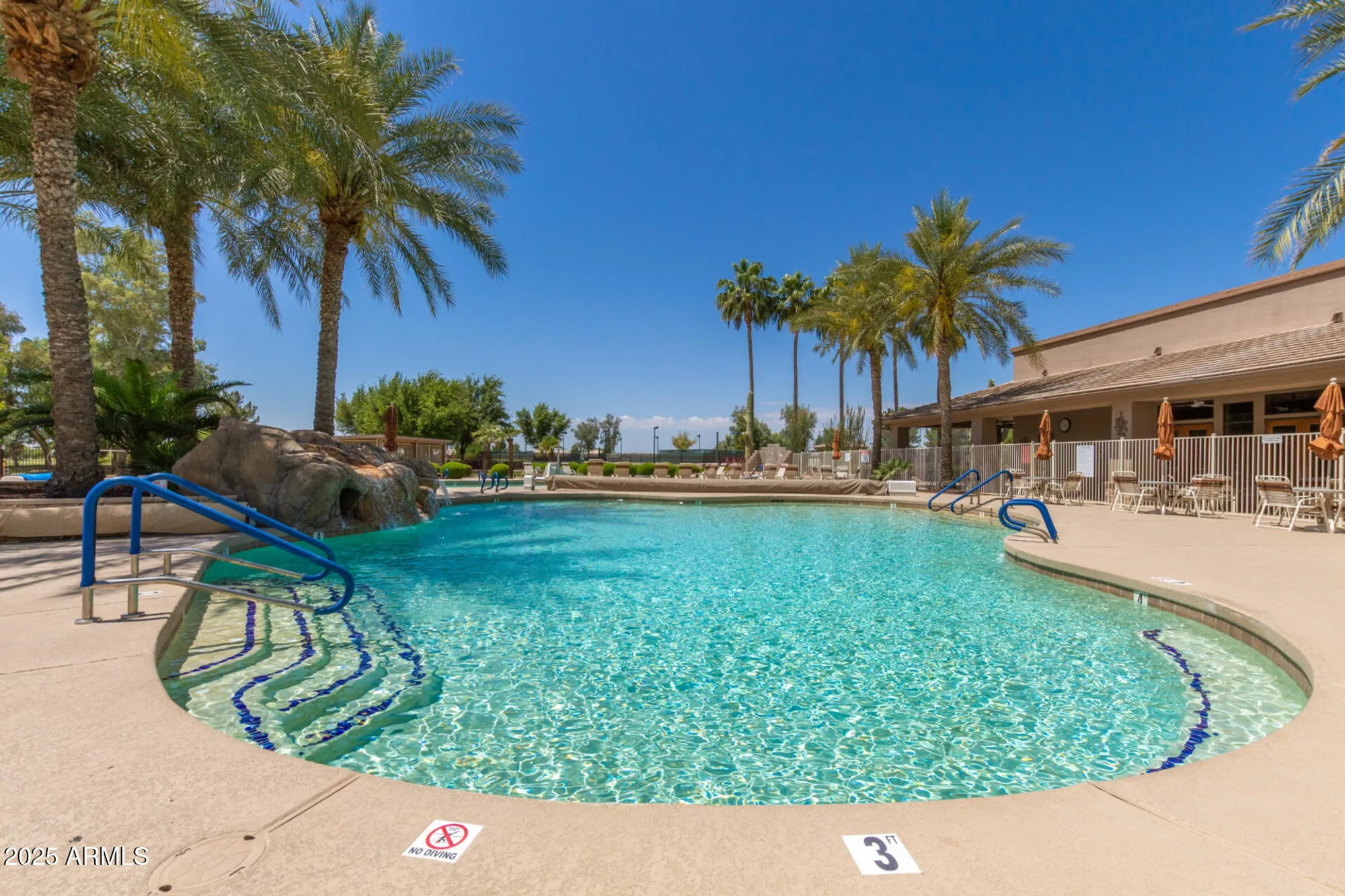 Property Slideshow image 36 of 47 | 1423 e peach tree dr, Chandler, AZ, 85249