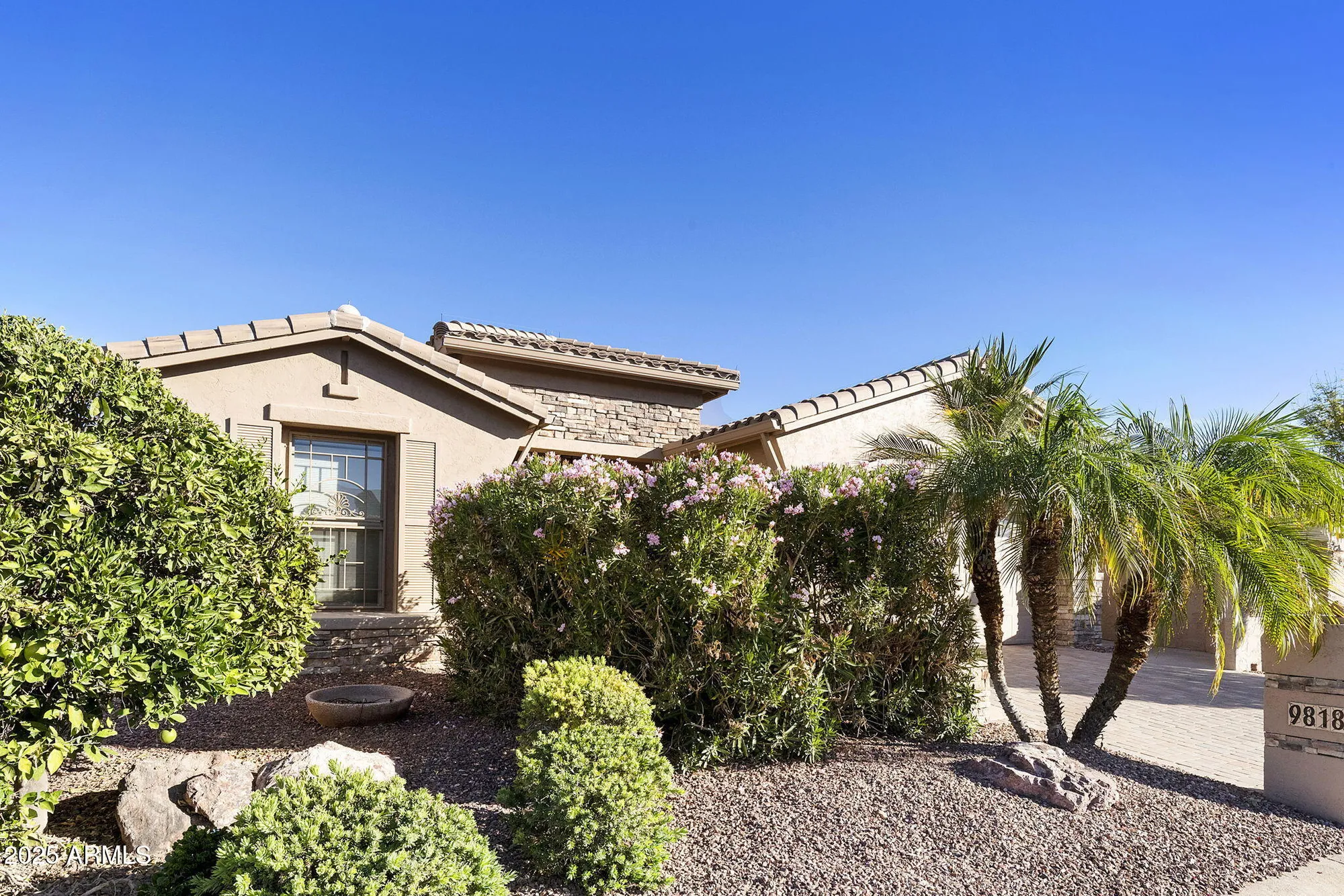 Property Slideshow image 5 of 57 | 9818 e coopers hawk dr, Sun Lakes, AZ, 85248