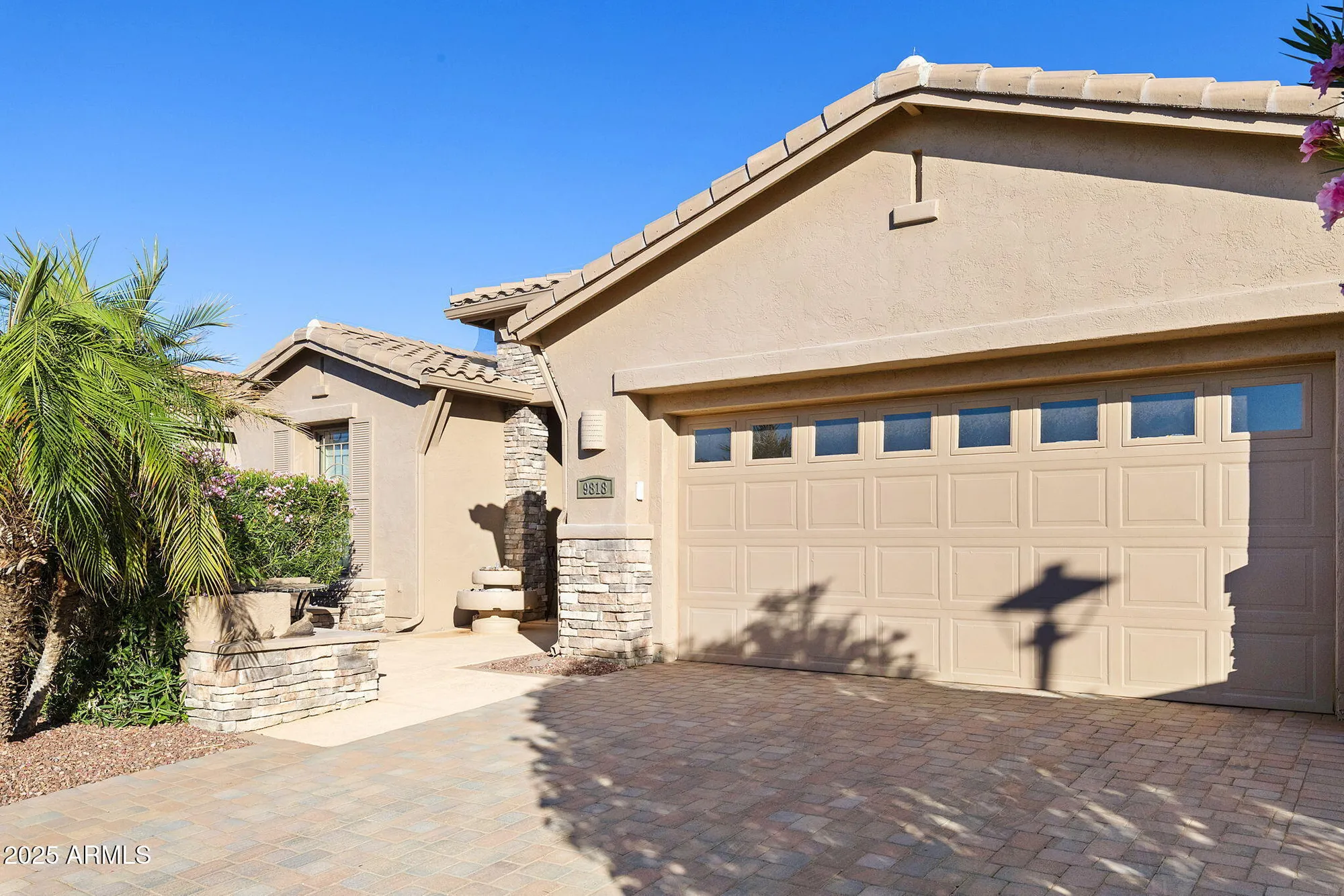 Property Slideshow image 6 of 57 | 9818 e coopers hawk dr, Sun Lakes, AZ, 85248