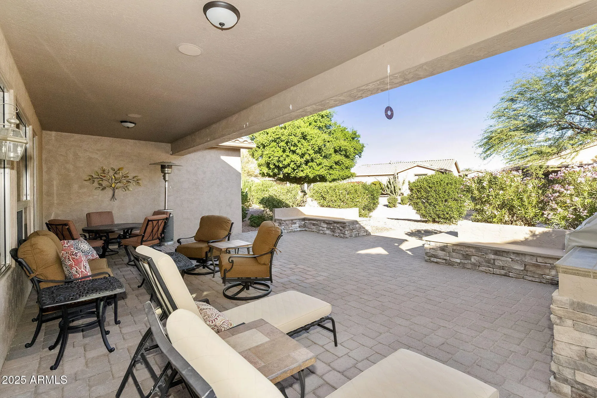 Property Slideshow image 25 of 57 | 9818 e coopers hawk dr, Sun Lakes, AZ, 85248