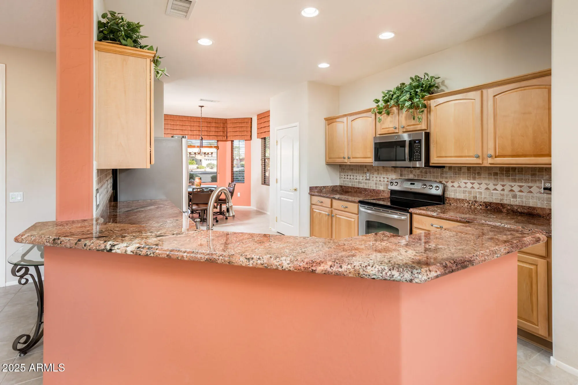 Property Slideshow image 11 of 41 | 17243 w imperial ln, Surprise, AZ, 85387