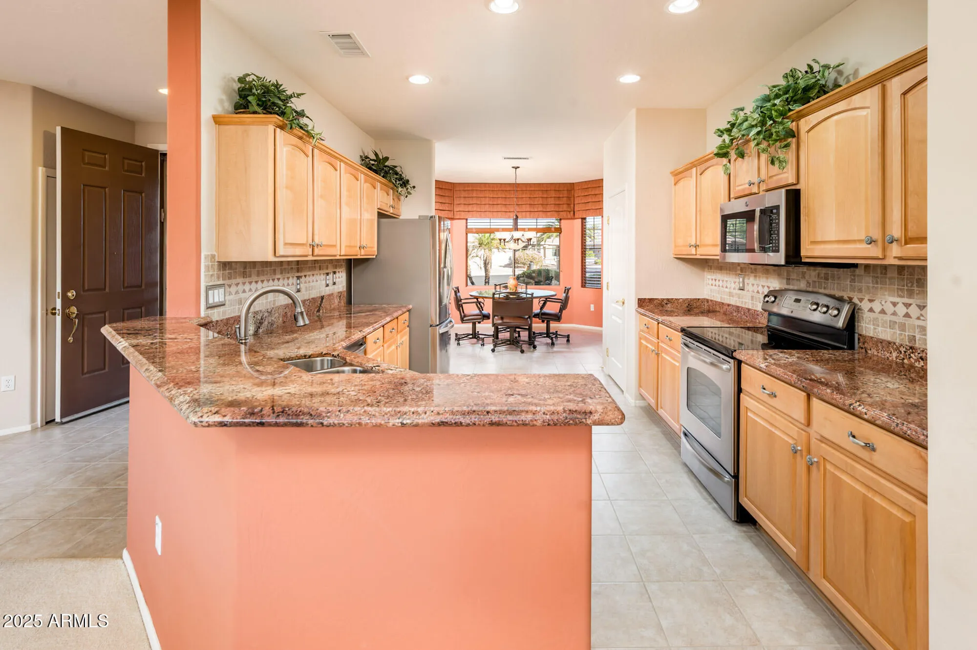 Property Slideshow image 12 of 41 | 17243 w imperial ln, Surprise, AZ, 85387